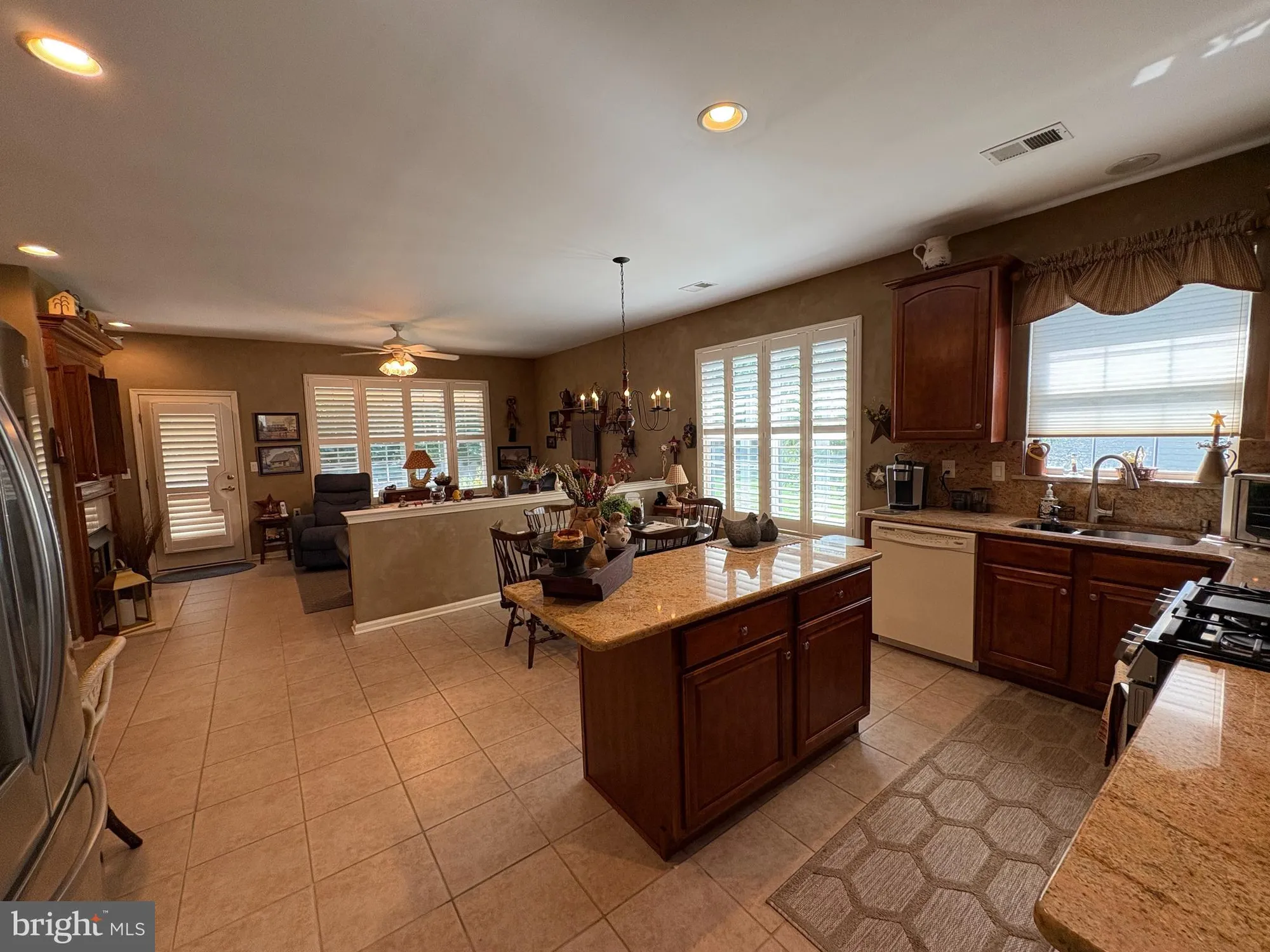 Property Slideshow image 7 of 26 | 131 honey flower, Bordentown, NJ, 08620