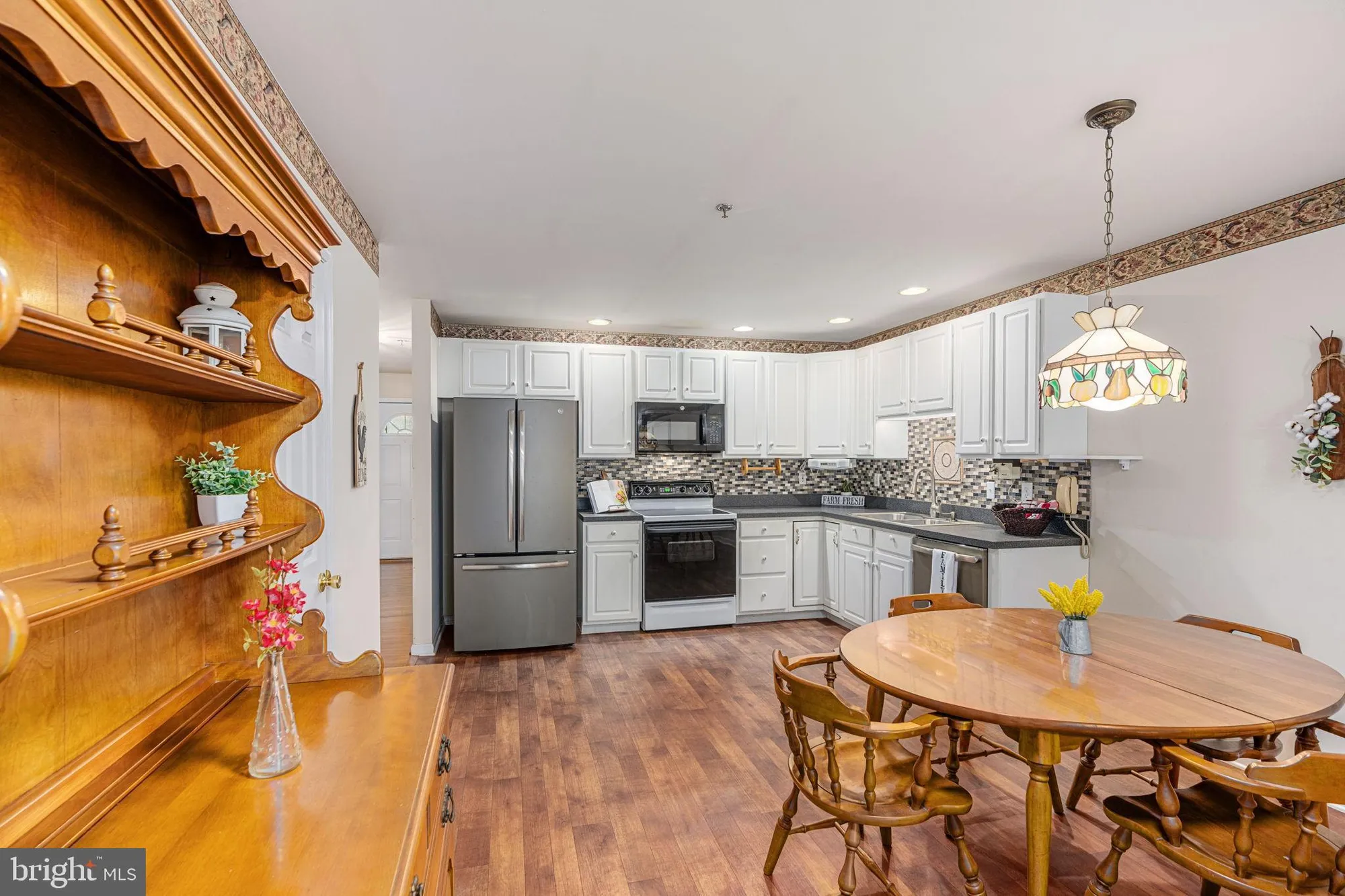 Property Slideshow image 3 of 34 | 315 jefferson ct, Royersford, PA, 19468