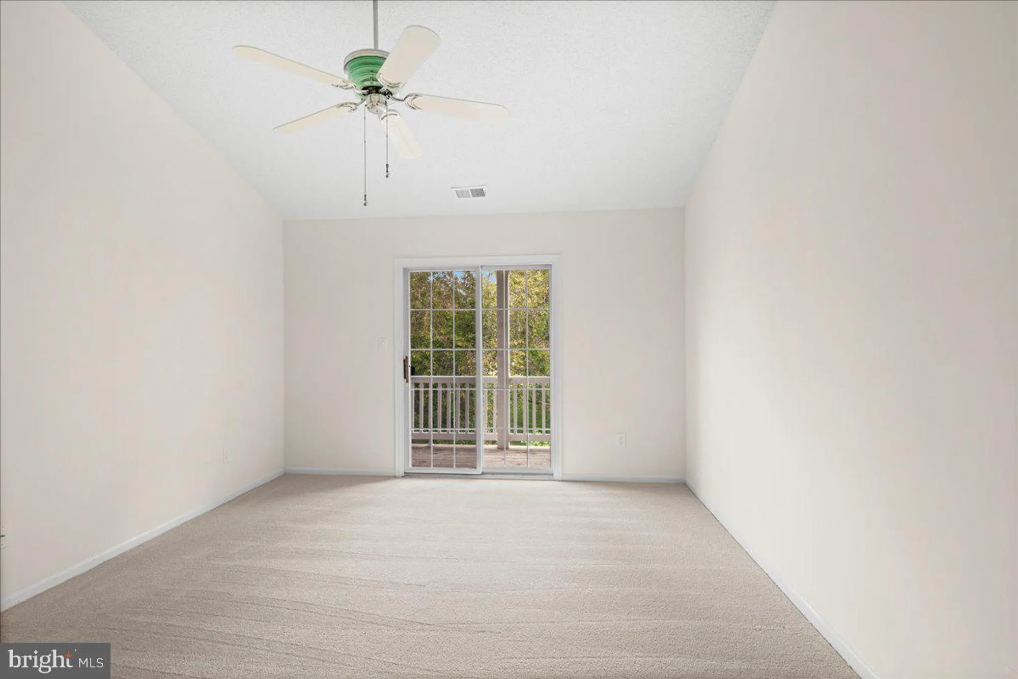 Property Slideshow image 30 of 56 | 90 winthrop rd # h, Monroe Township, NJ, 08831