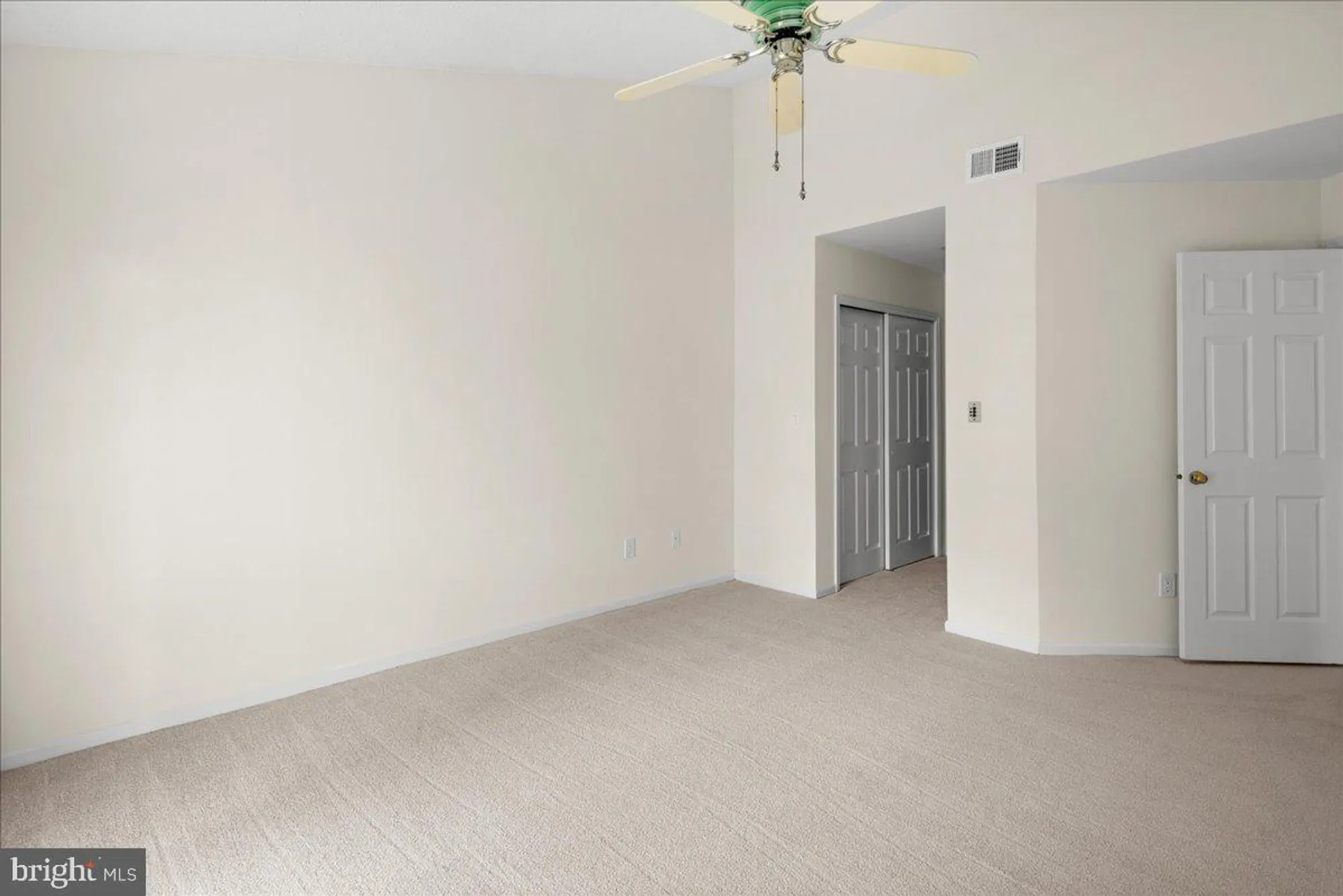 Property Slideshow image 29 of 56 | 90 winthrop rd # h, Monroe Township, NJ, 08831