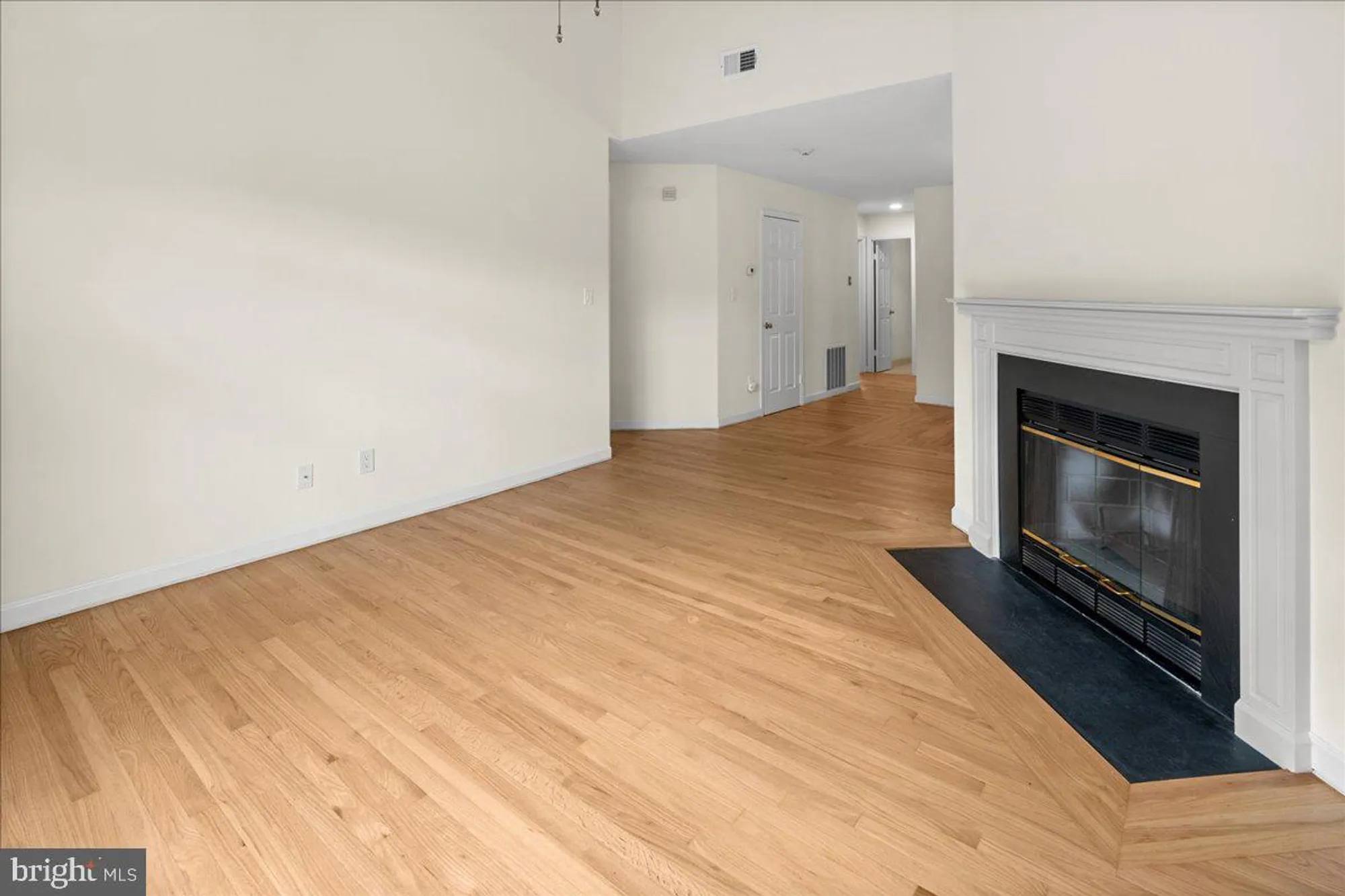 Property Slideshow image 20 of 56 | 90 winthrop rd # h, Monroe Township, NJ, 08831