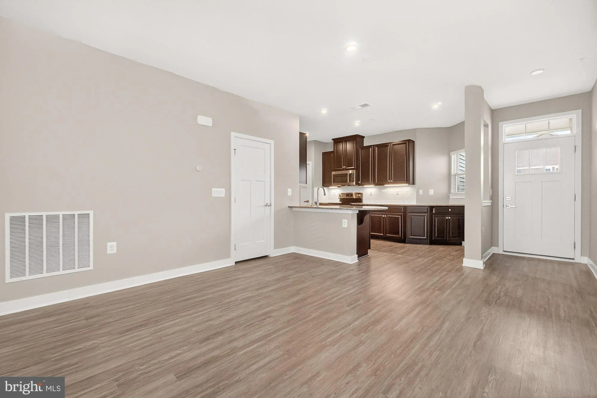 Property Slideshow image 7 of 42 | 3207 thornapple dr, Frederick, MD, 21704