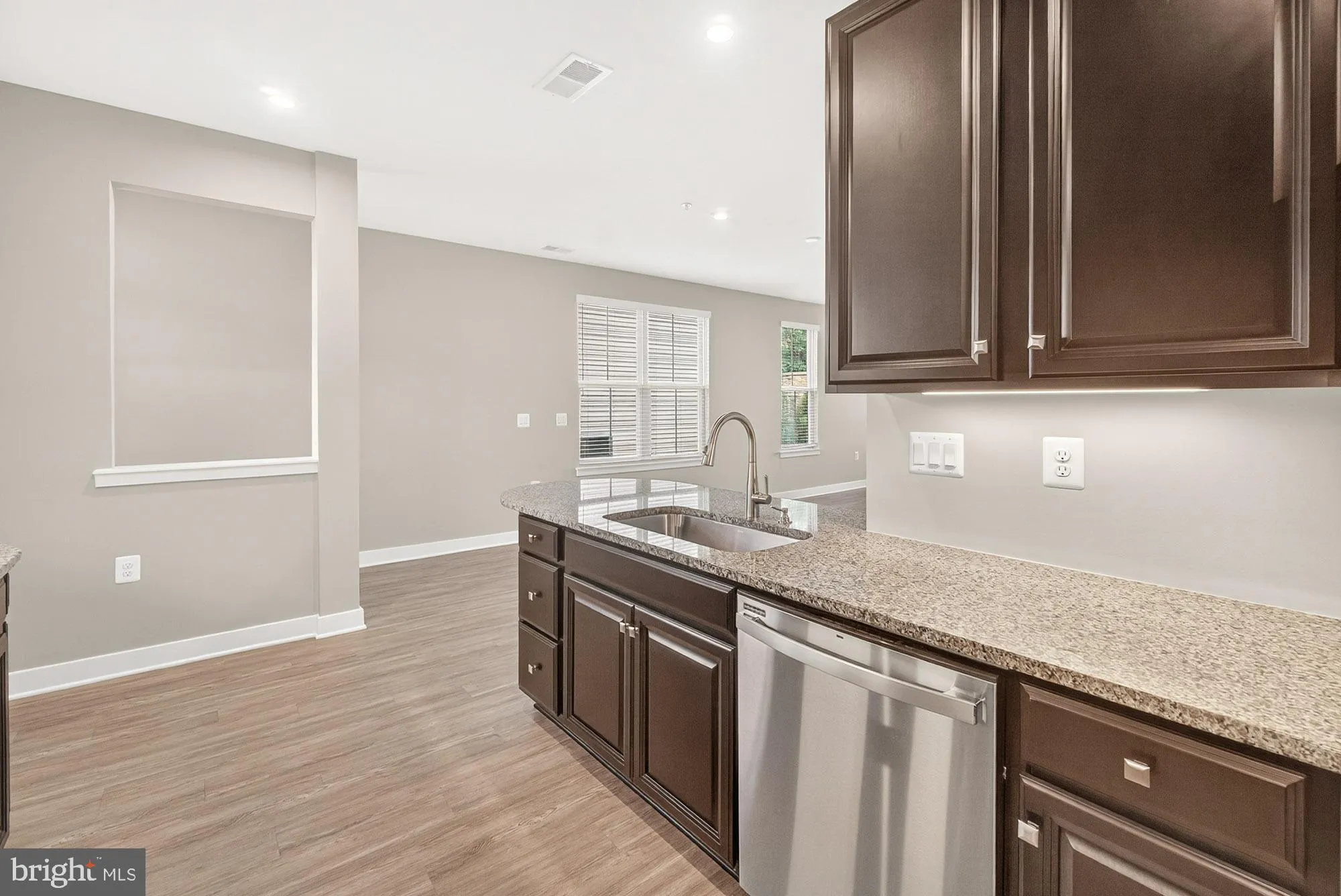 Property Slideshow image 12 of 42 | 3207 thornapple dr, Frederick, MD, 21704