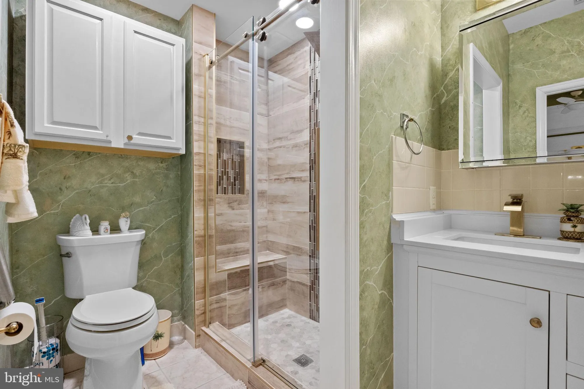 Property Slideshow image 25 of 33 | 61 legacy oaks dr, Richboro, PA, 18954