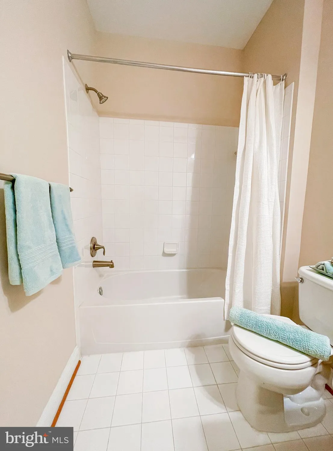 Property Slideshow image 29 of 54 | 8612 wintergreen ct 105, Odenton, MD, 21113