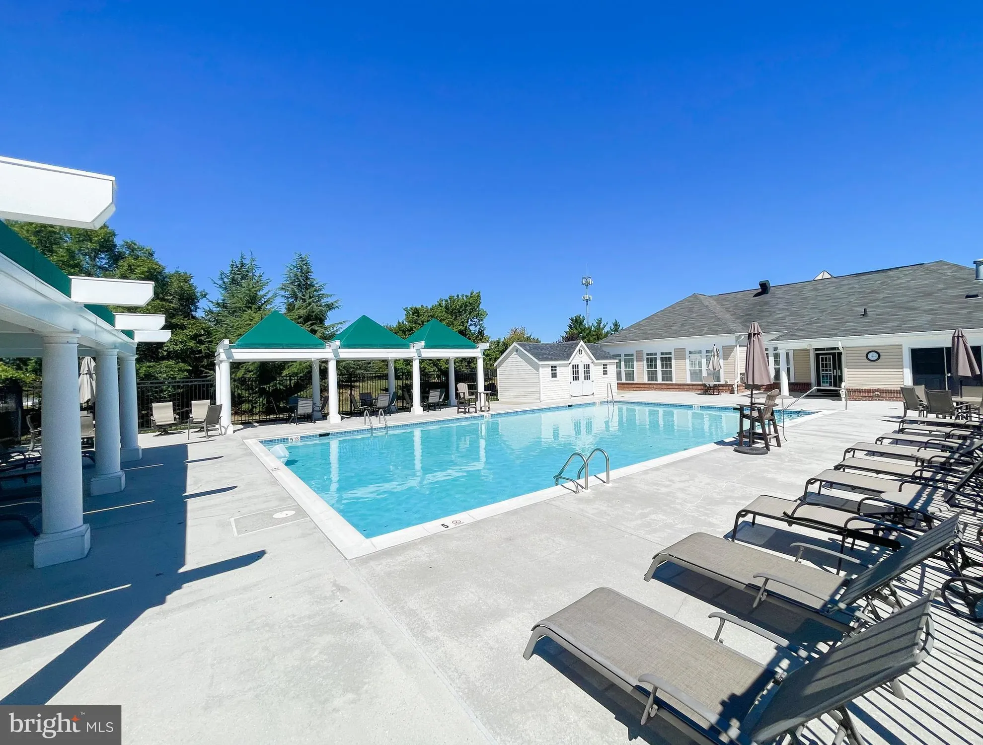 Property Slideshow image 39 of 54 | 8612 wintergreen ct 105, Odenton, MD, 21113
