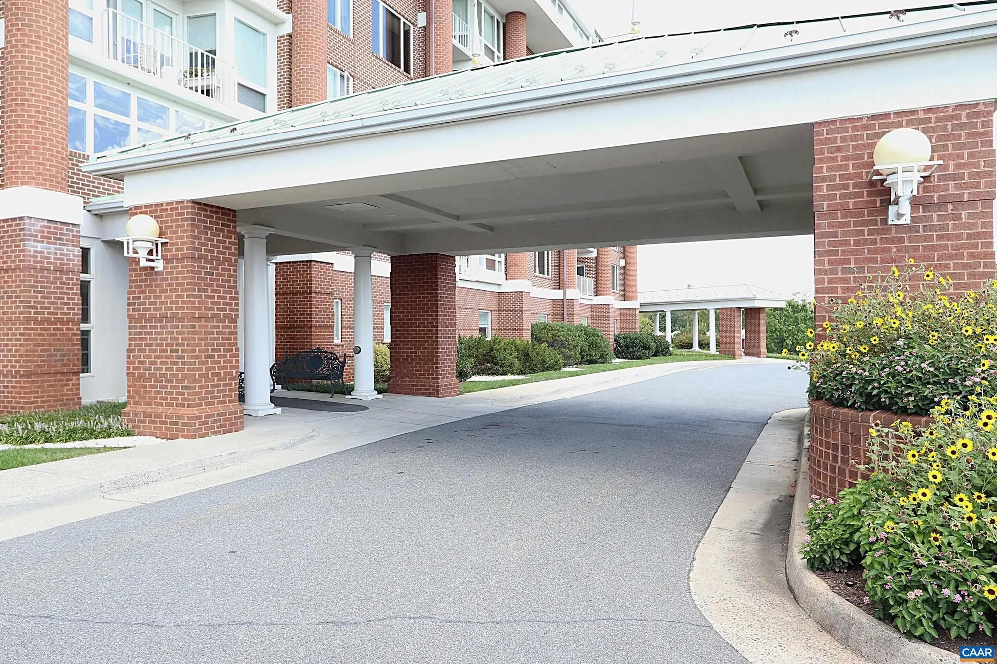 Property Slideshow image 31 of 38 | 500 crestwood dr 2306, Charlottesville, VA, 22903