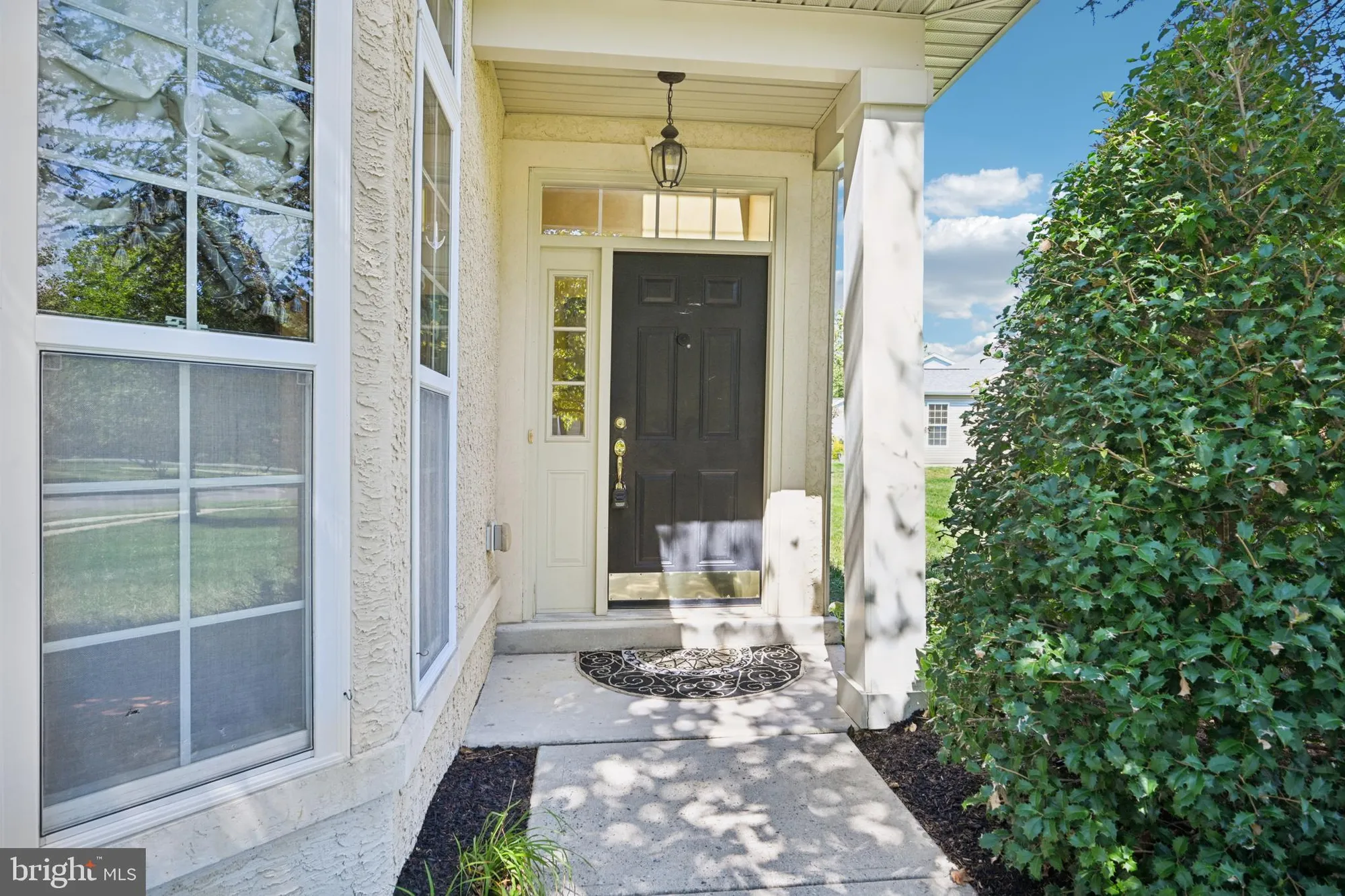 Property Slideshow image 6 of 57 | 4 woodcrest ct, Berlin, NJ, 08009