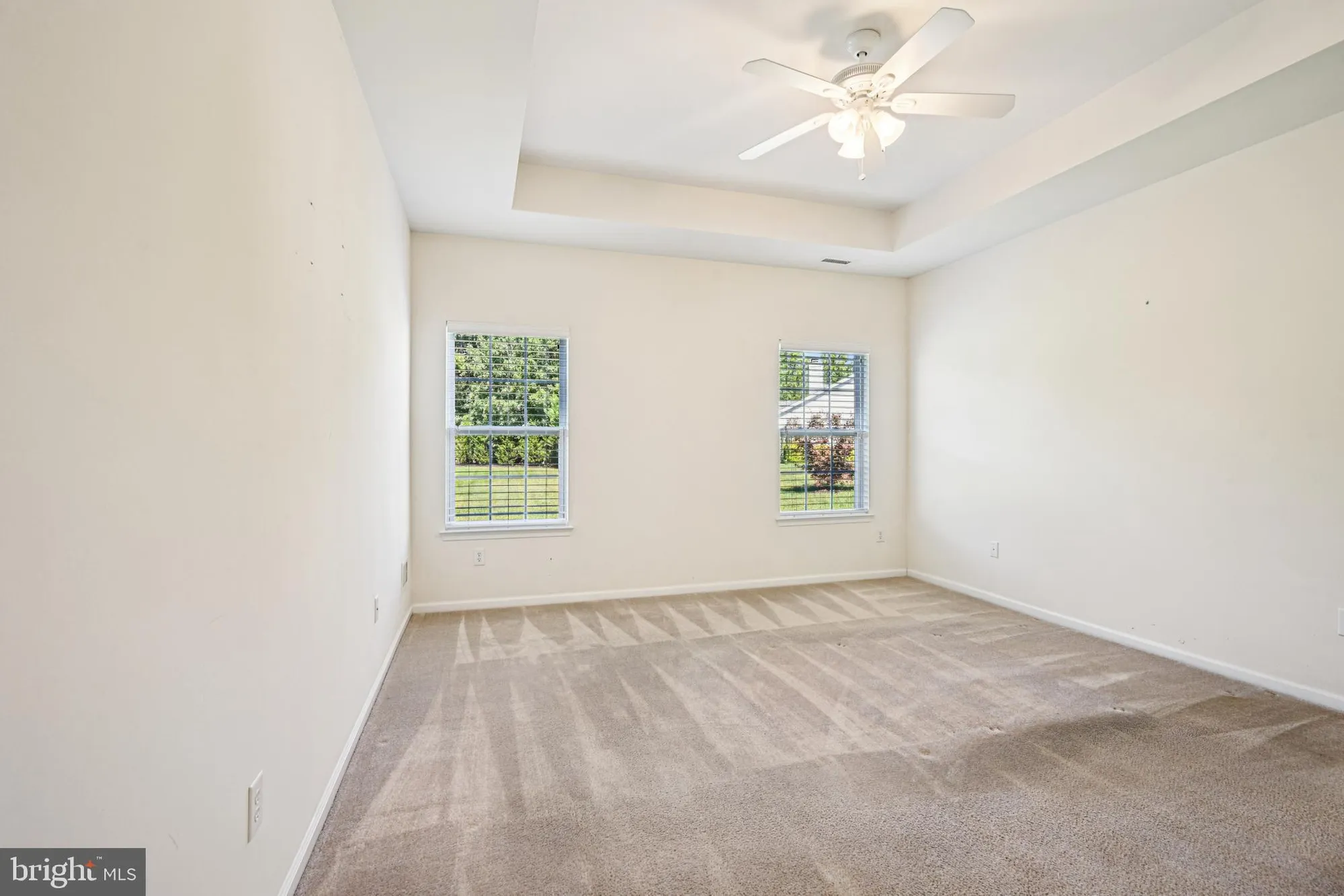 Property Slideshow image 27 of 57 | 4 woodcrest ct, Berlin, NJ, 08009