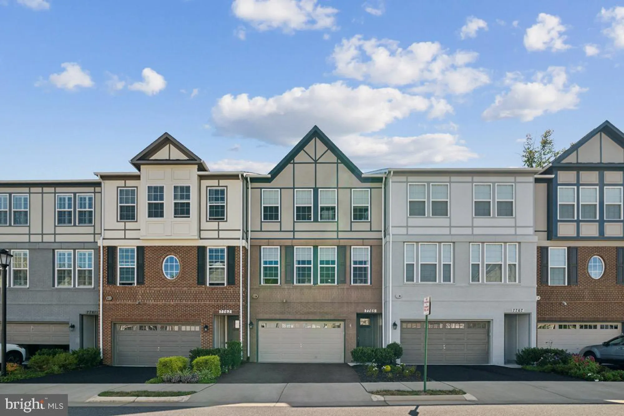 Property Slideshow image 1 of 52 | 7765 mount calvary dr, Alexandria, VA, 22315