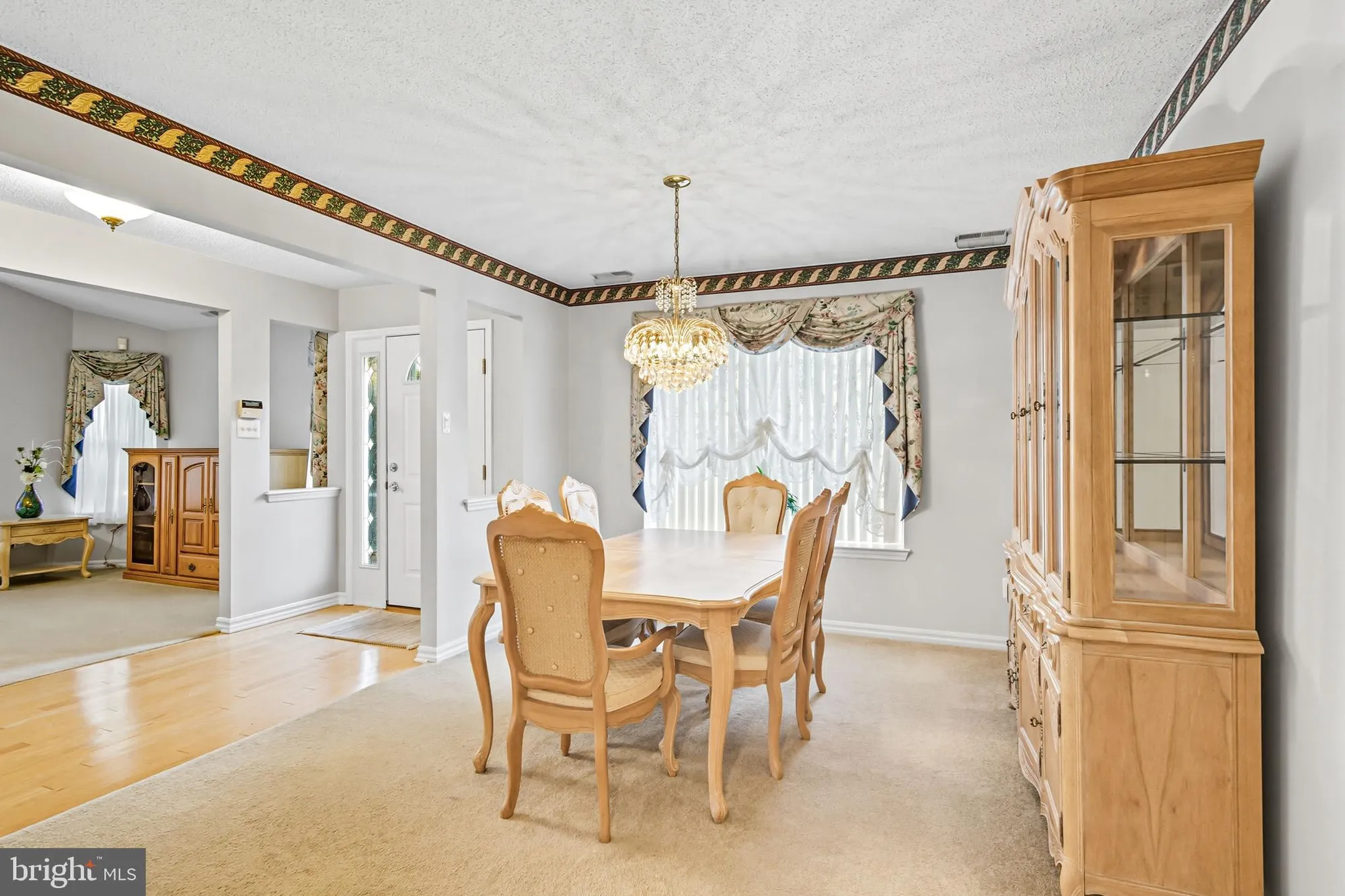 Property Slideshow image 9 of 25 | 624 riviera dr, Williamstown, NJ, 08094