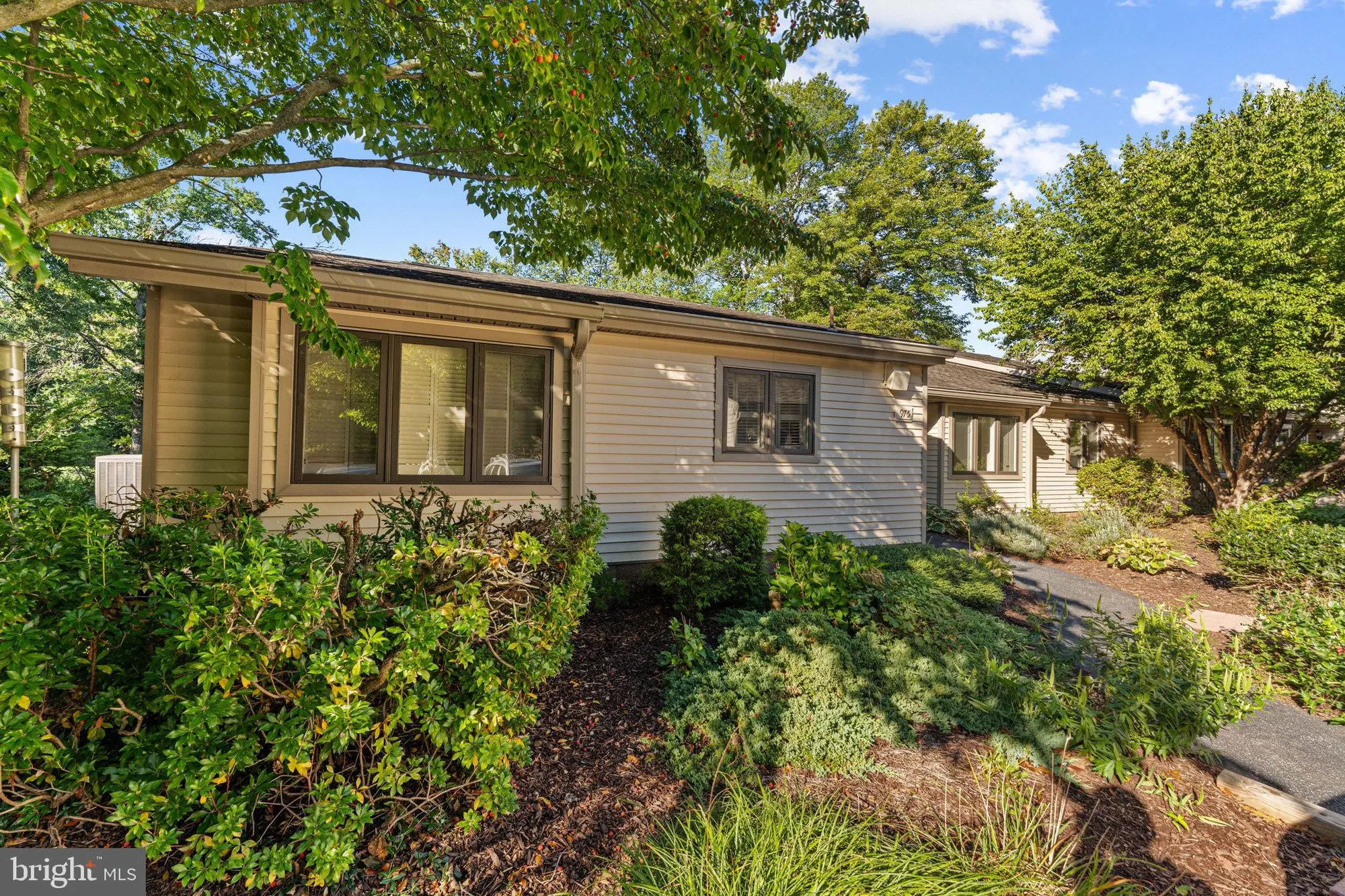 Property Slideshow image 3 of 42 | 975 kennett way, West Chester, PA, 19380