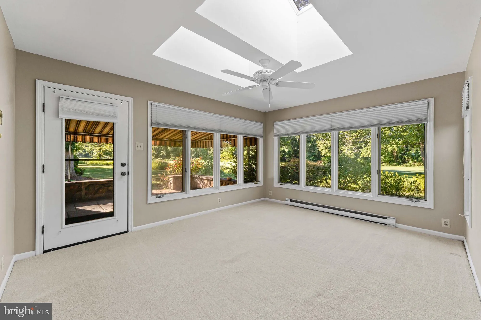 Property Slideshow image 9 of 42 | 975 kennett way, West Chester, PA, 19380