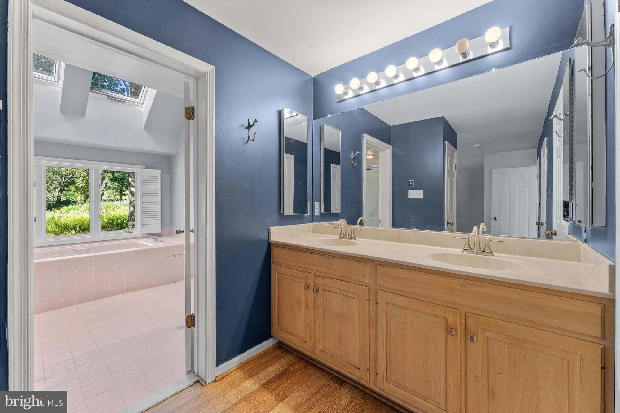 Property Slideshow image 21 of 42 | 975 kennett way, West Chester, PA, 19380