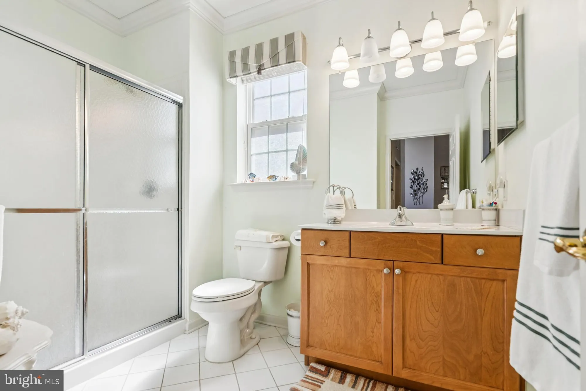 Property Slideshow image 10 of 33 | 7 honeysuckle dr, Manahawkin, NJ, 08050