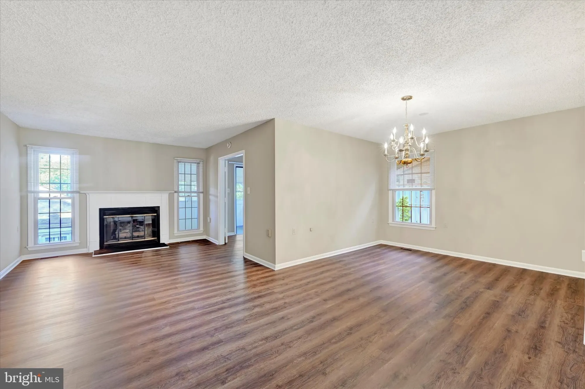 Property Slideshow image 12 of 85 | 1012 mastline dr, Annapolis, MD, 21401