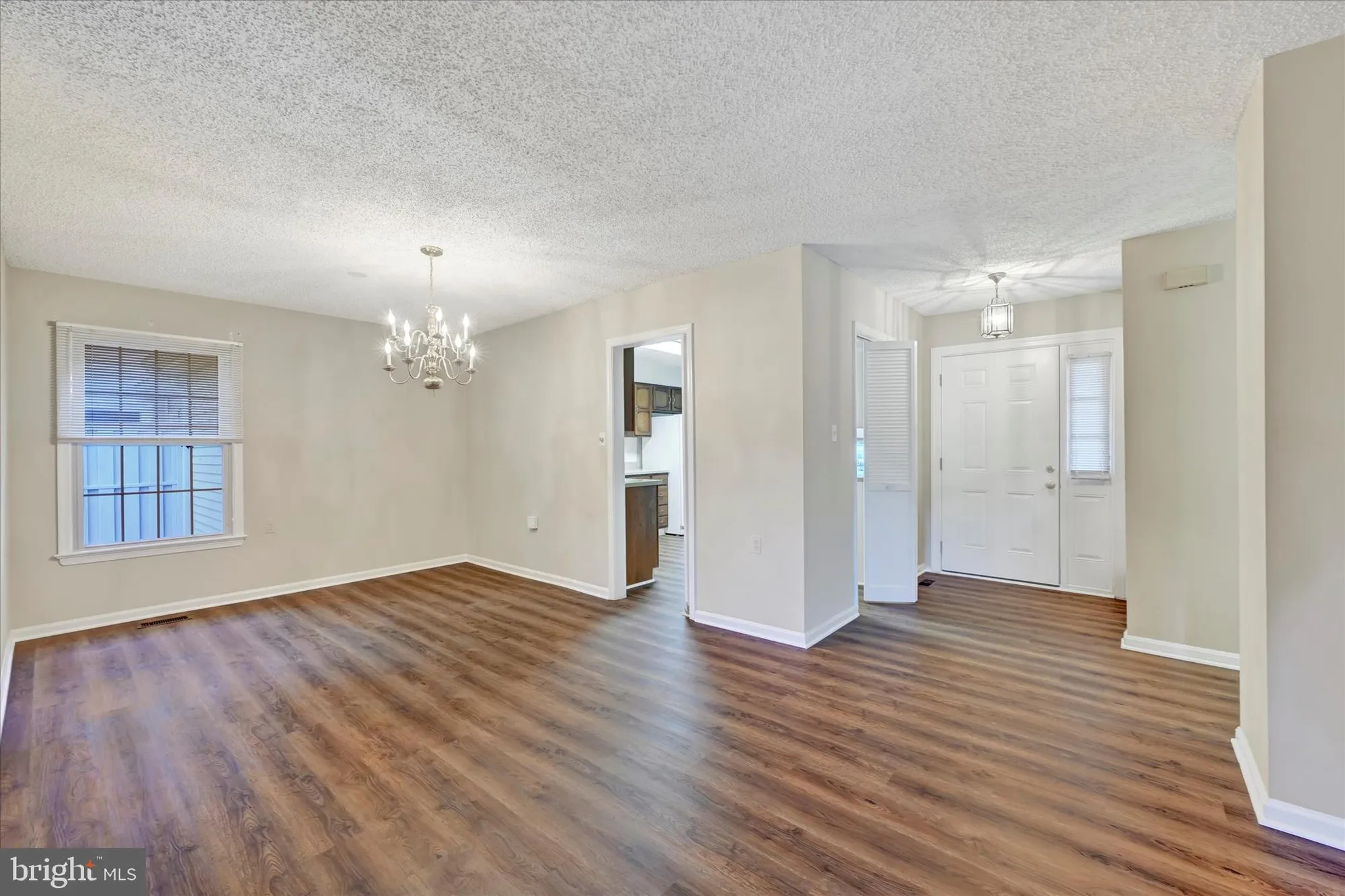 Property Slideshow image 15 of 85 | 1012 mastline dr, Annapolis, MD, 21401