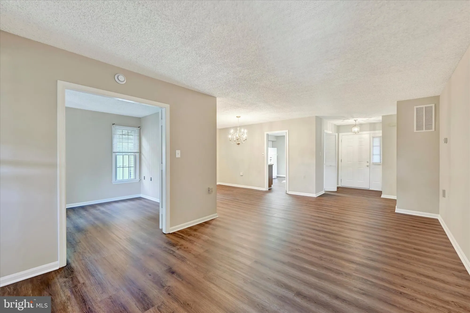 Property Slideshow image 17 of 85 | 1012 mastline dr, Annapolis, MD, 21401