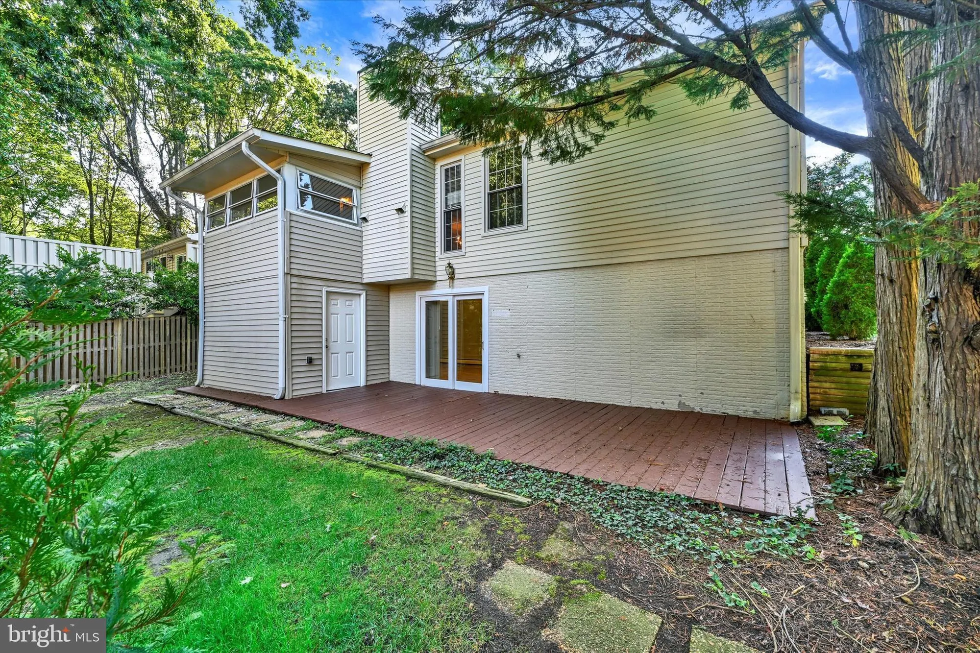 Property Slideshow image 3 of 85 | 1012 mastline dr, Annapolis, MD, 21401