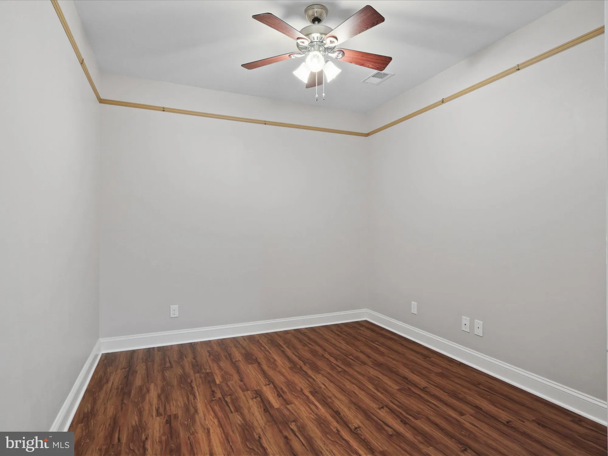 Property Slideshow image 8 of 55 | 9204 charleston dr unit 404, Manassas, VA, 20110