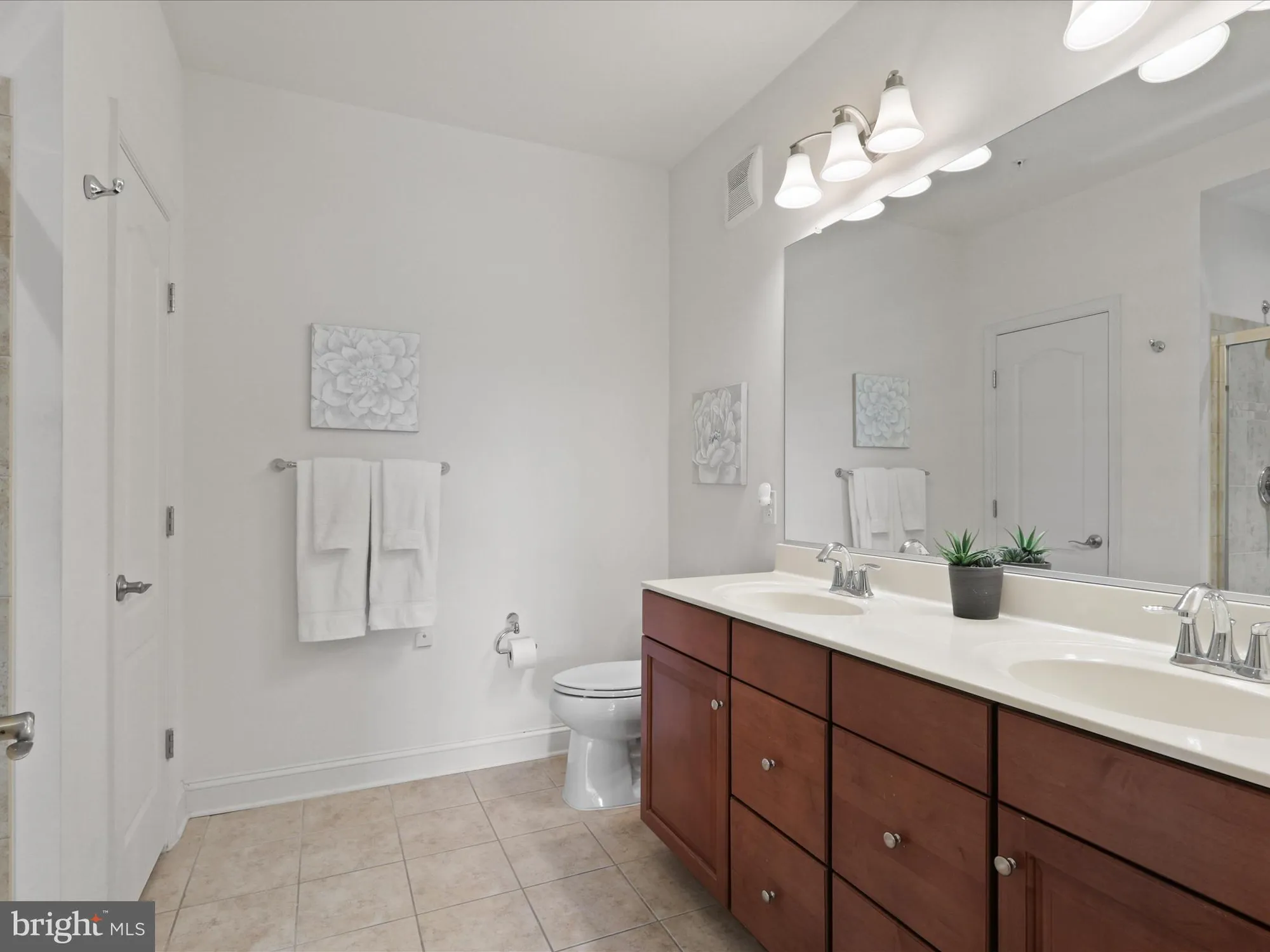 Property Slideshow image 22 of 55 | 9204 charleston dr unit 404, Manassas, VA, 20110