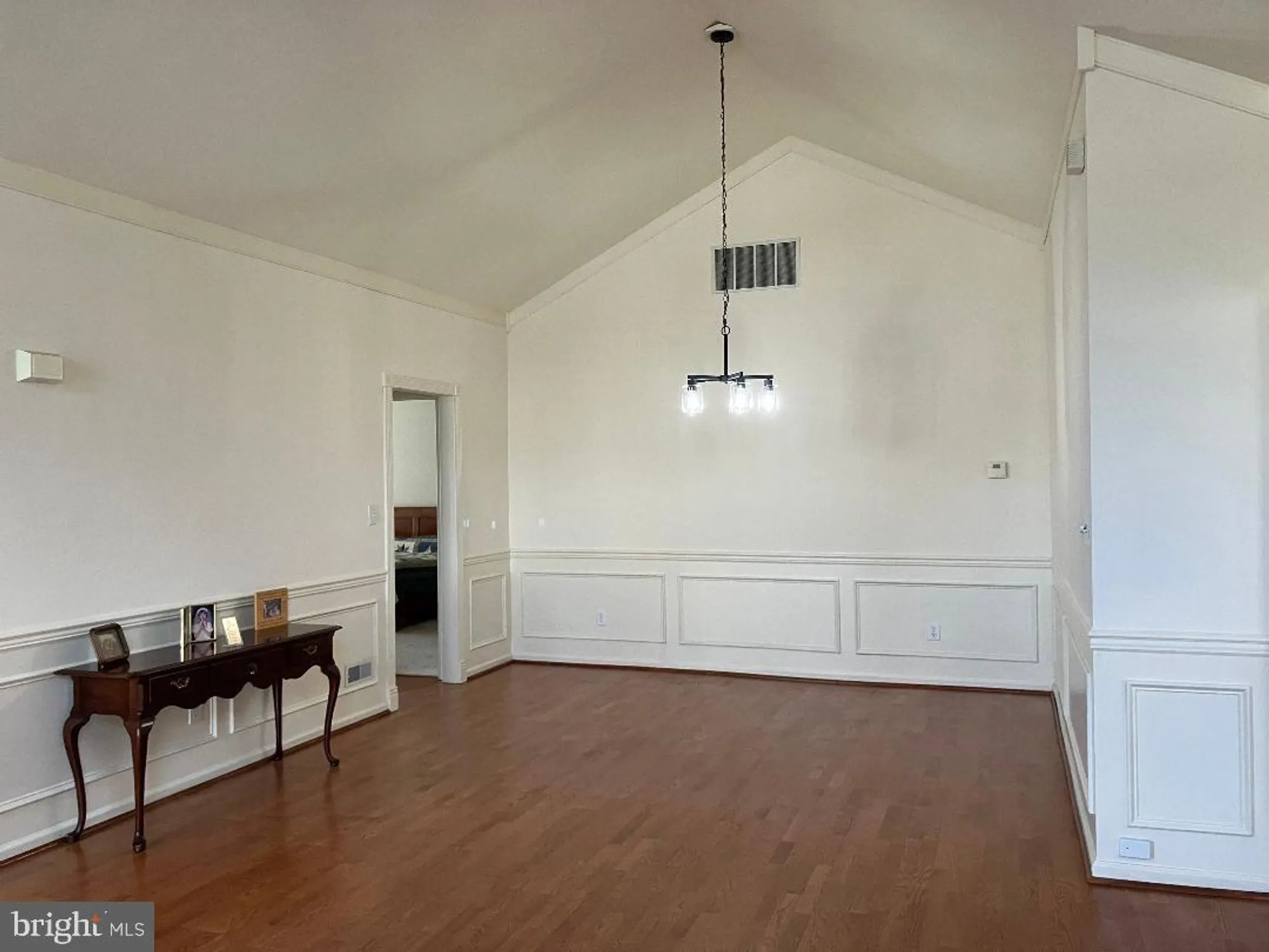 Property Slideshow image 5 of 40 | 213 sugarberry ln, Langhorne, PA, 19047