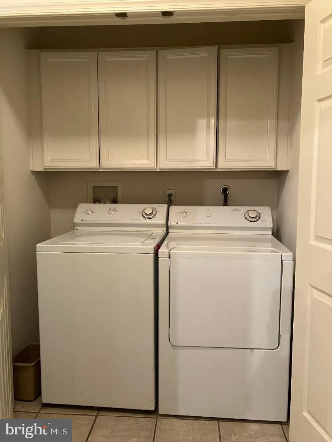 Property Slideshow image 24 of 40 | 213 sugarberry ln, Langhorne, PA, 19047