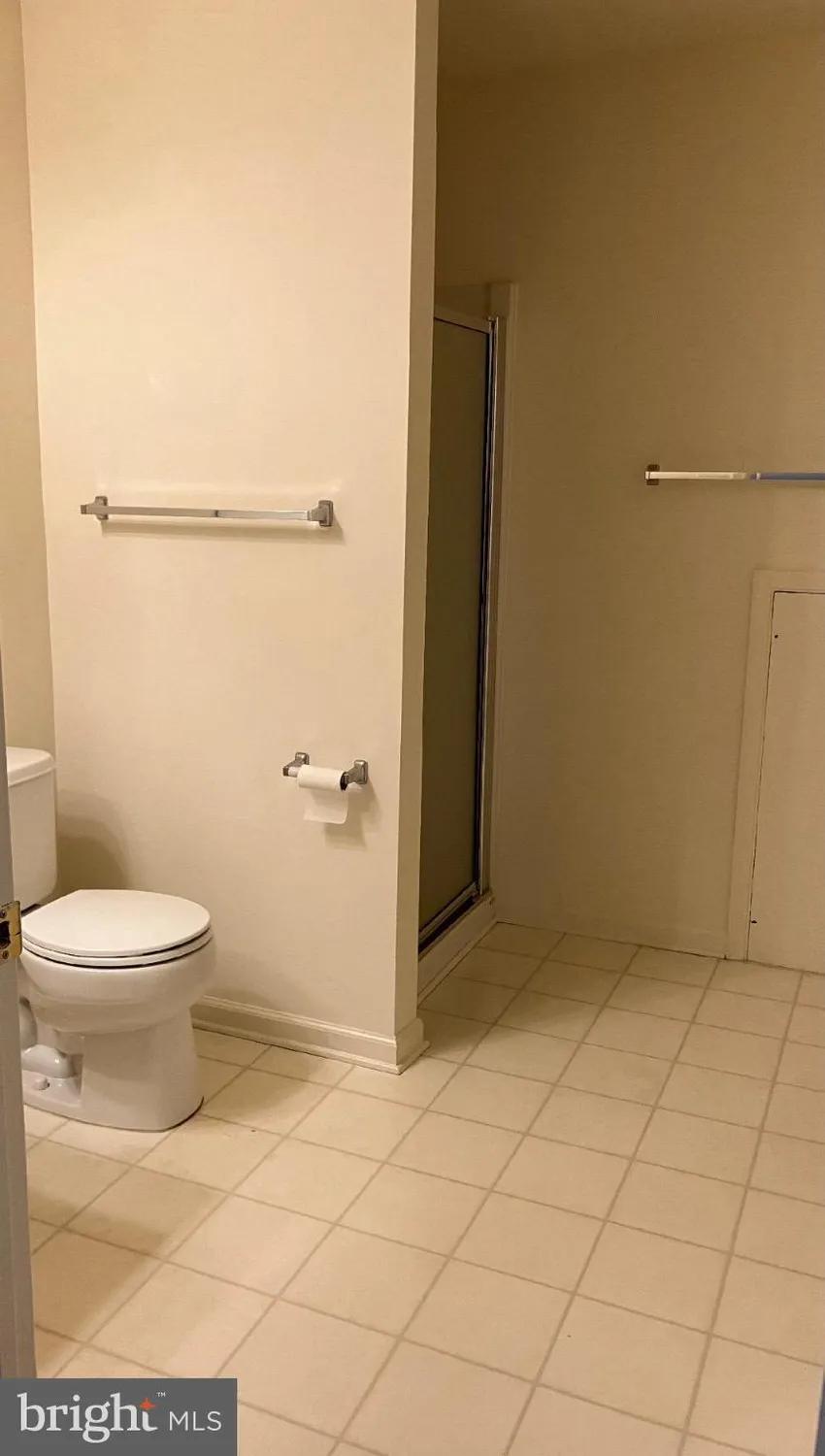 Property Slideshow image 22 of 40 | 213 sugarberry ln, Langhorne, PA, 19047