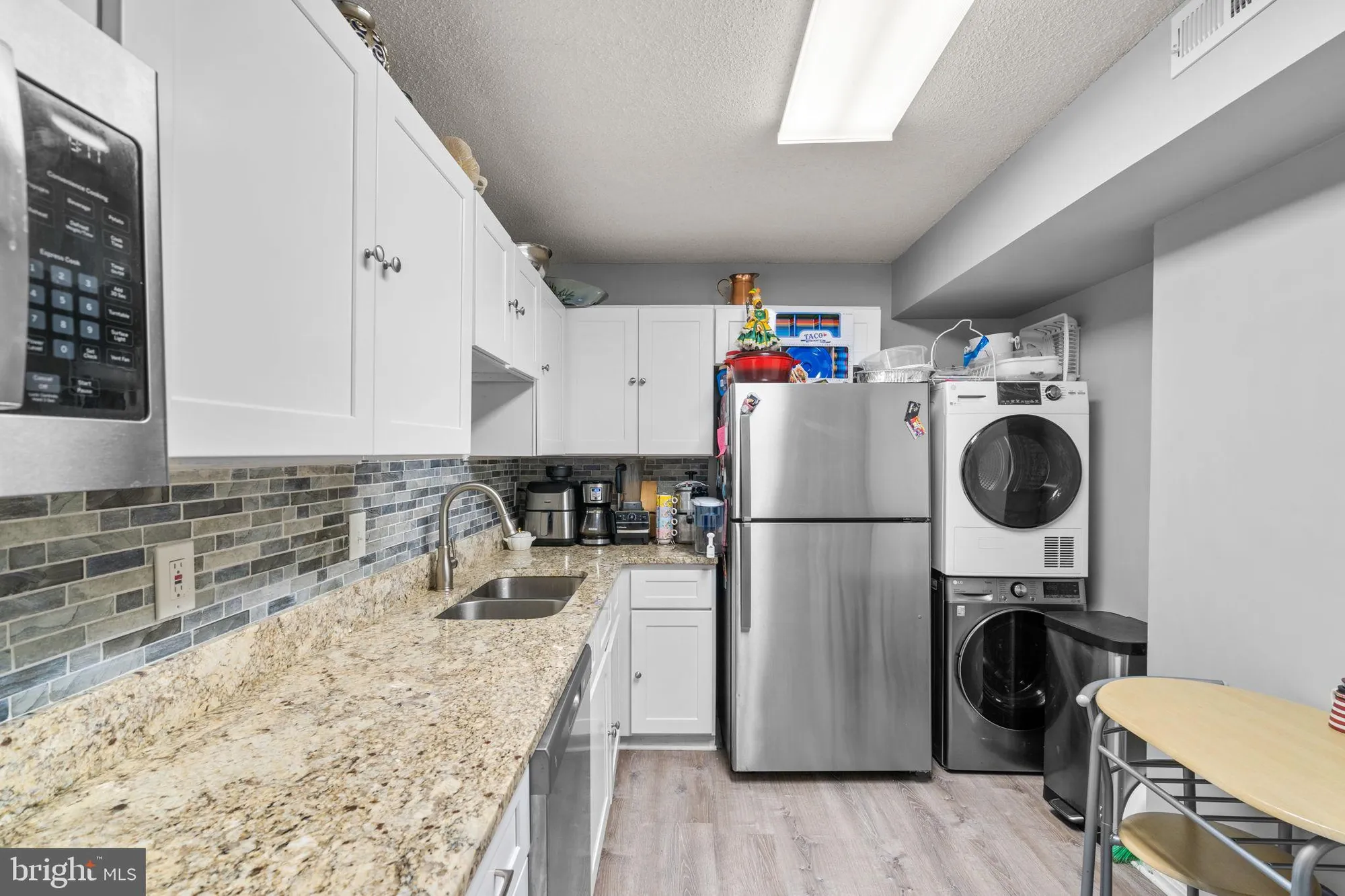 Property Slideshow image 14 of 36 | 15101 interlachen dr 1-1022, Silver Spring, MD, 20906