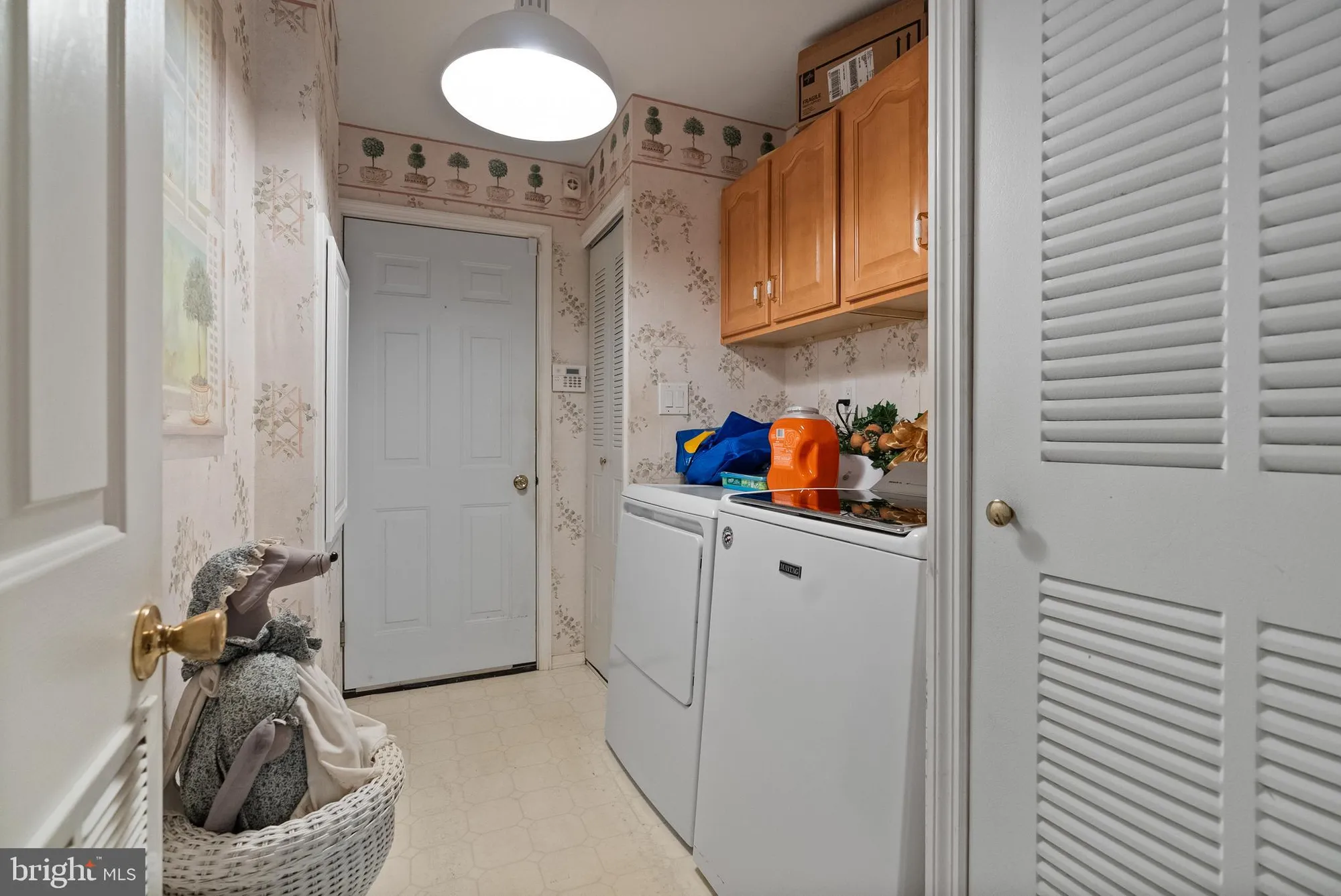 Property Slideshow image 21 of 21 | 277 greenbriar ct, Mays Landing, NJ, 08330