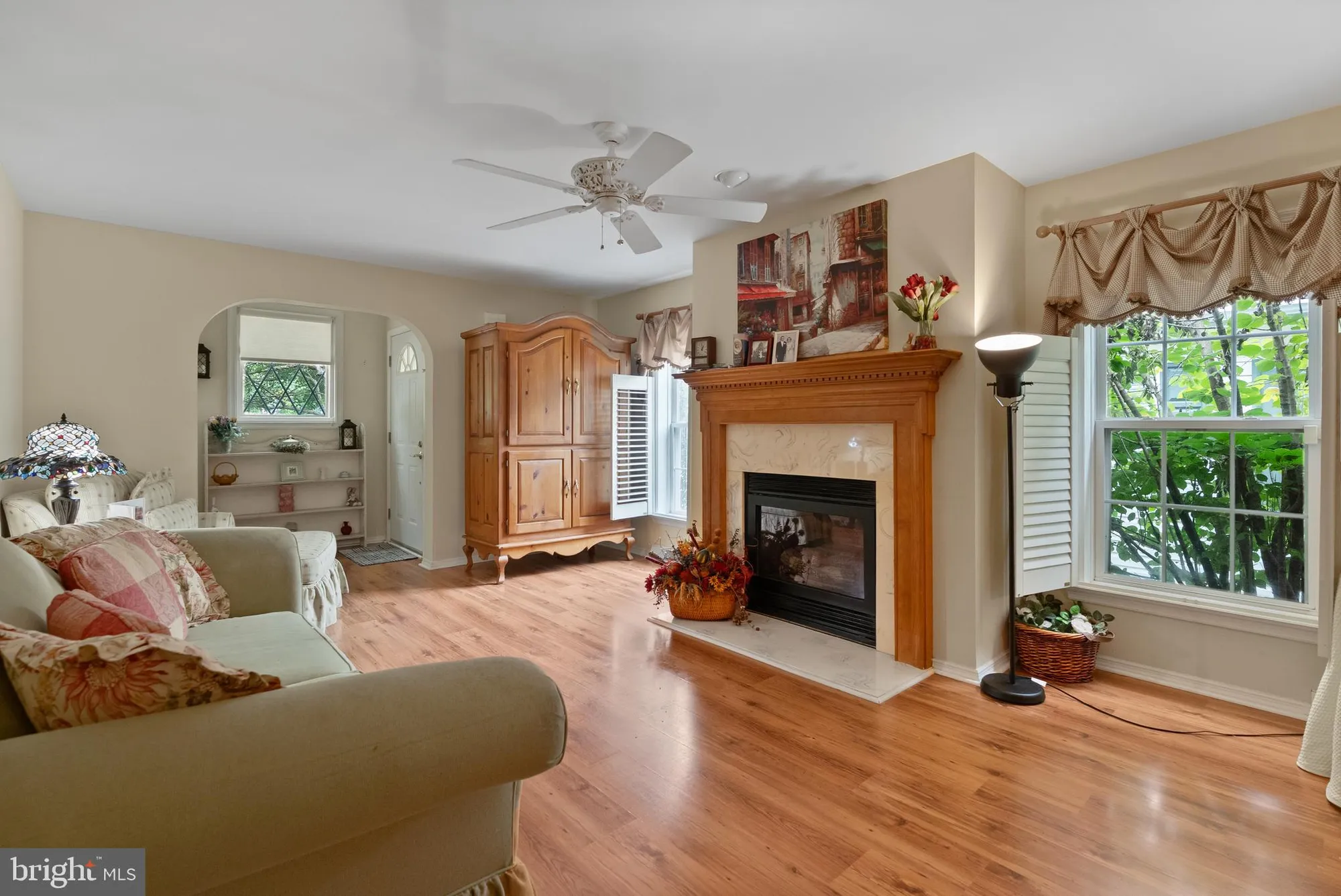 Property Slideshow image 14 of 21 | 277 greenbriar ct, Mays Landing, NJ, 08330