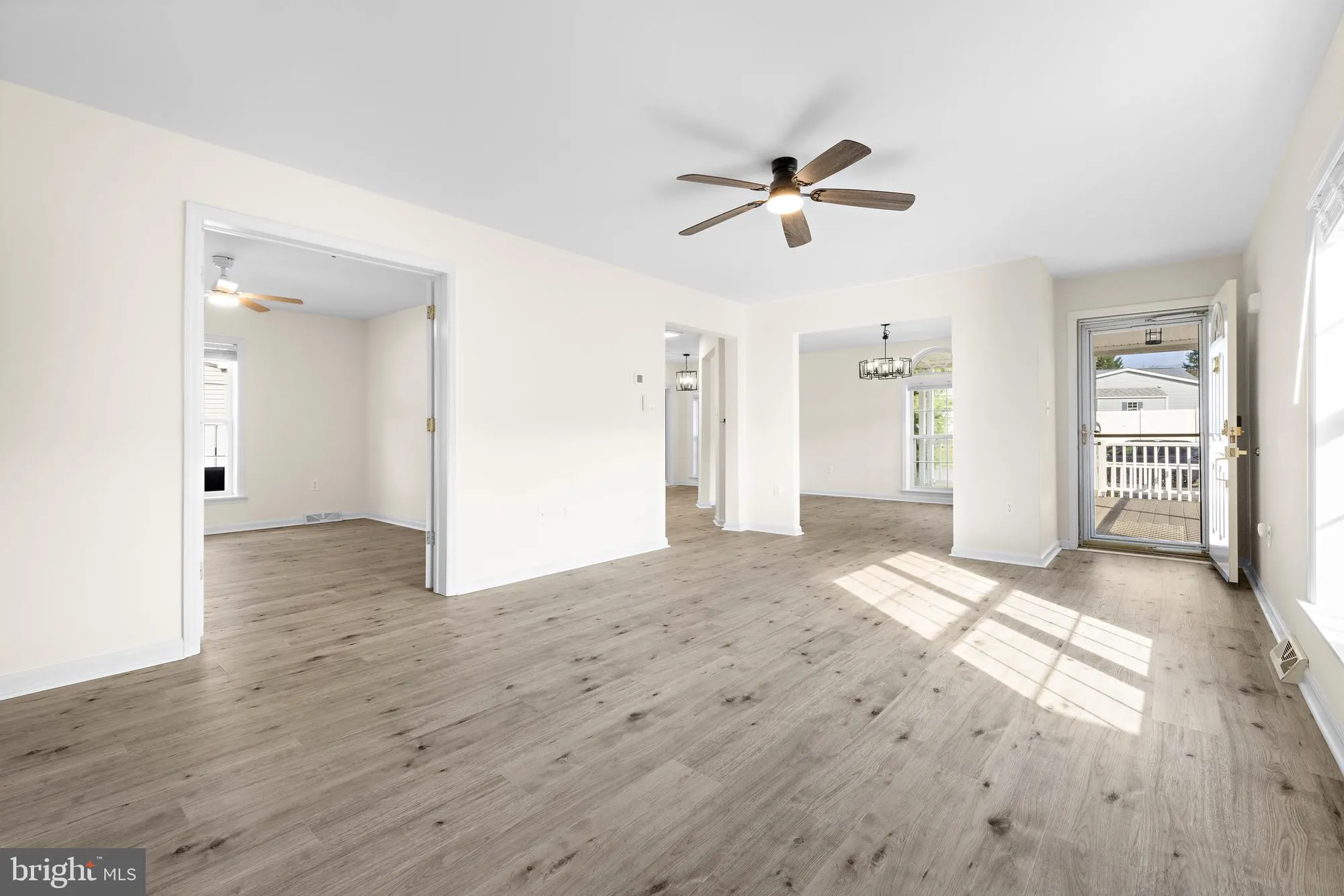 Property Slideshow image 8 of 39 | 40 pine grove ave, Manahawkin, NJ, 08050