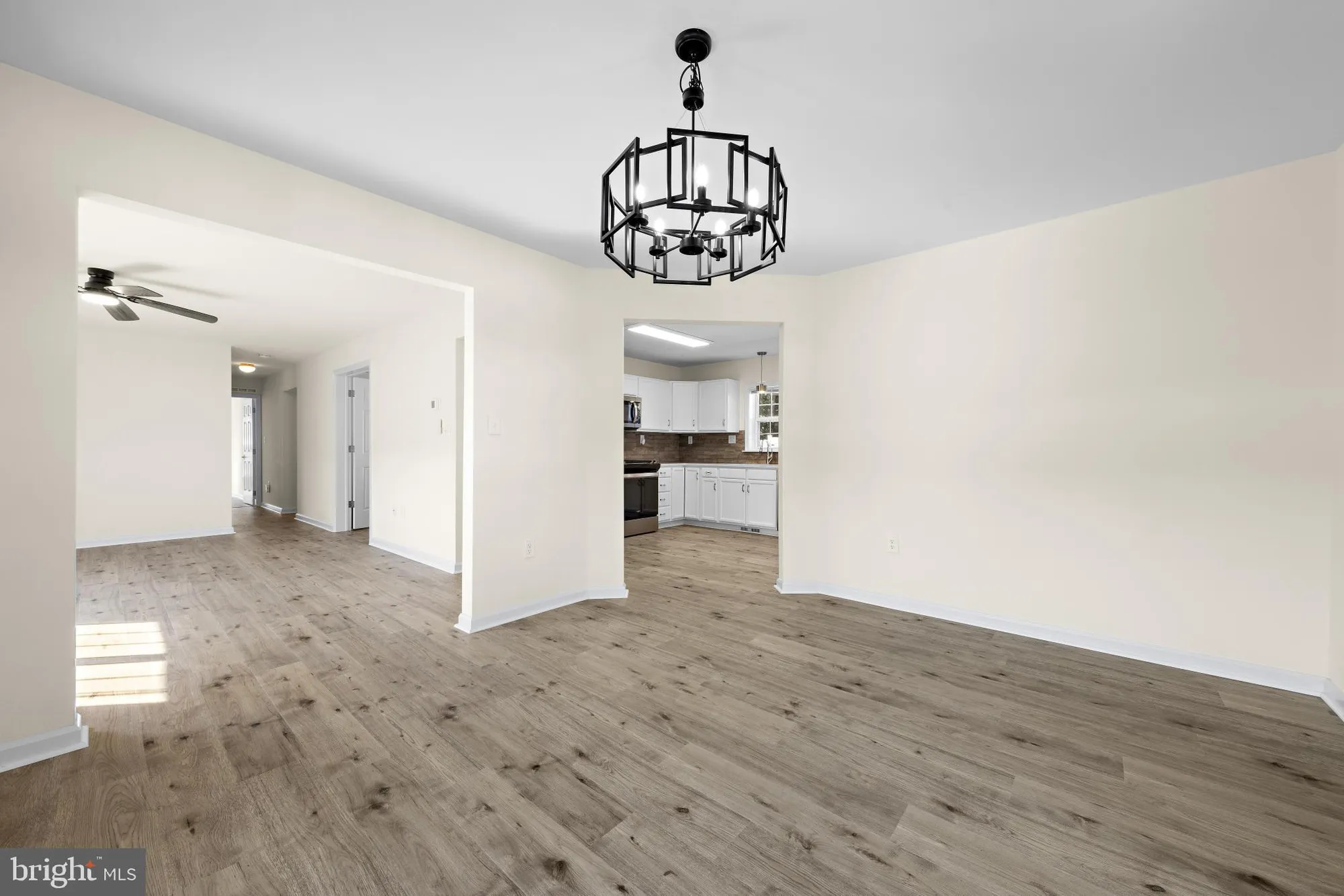 Property Slideshow image 15 of 39 | 40 pine grove ave, Manahawkin, NJ, 08050