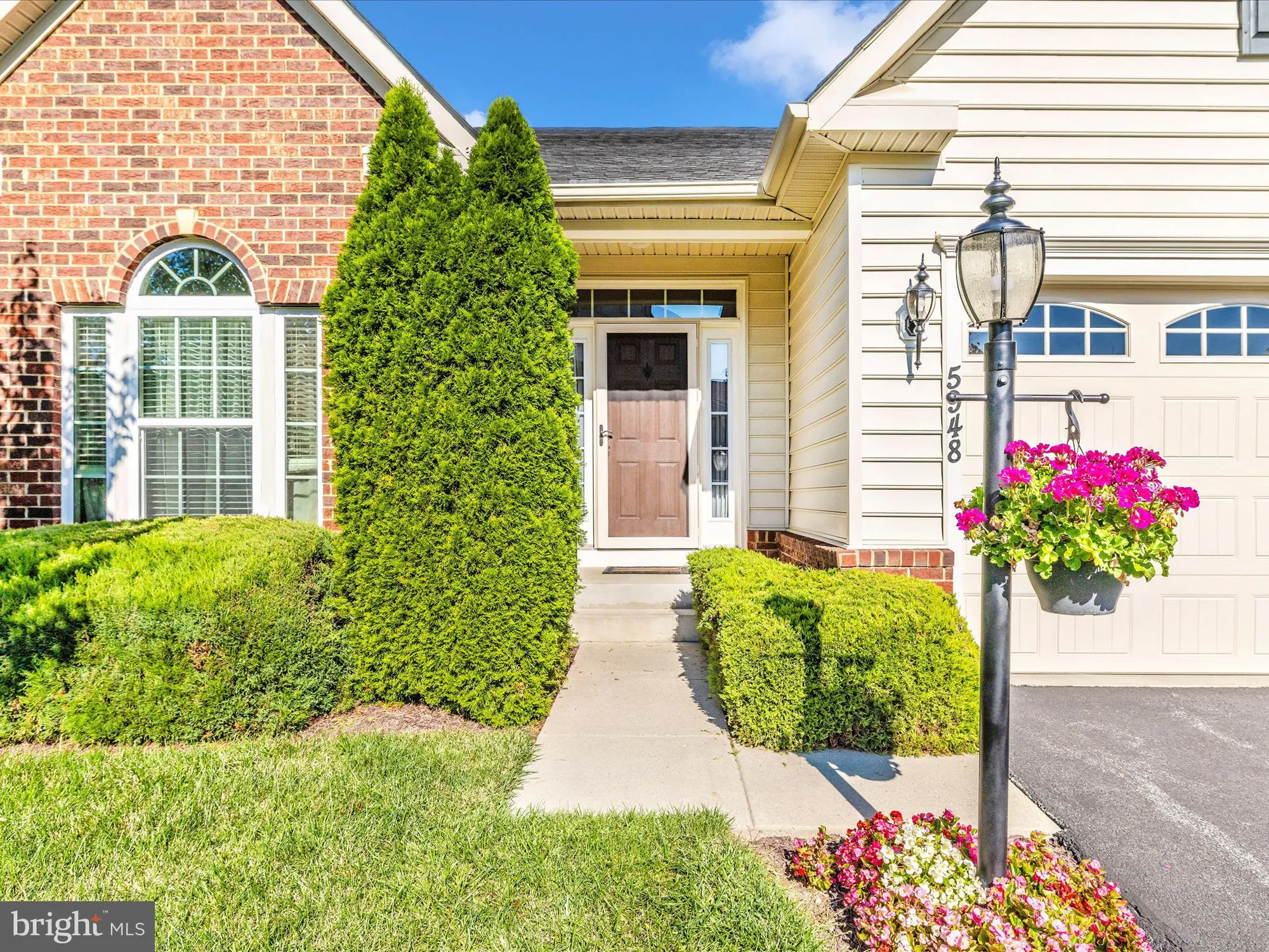 Property Slideshow image 6 of 60 | 5948 jacobean pl, New Market, MD, 21774