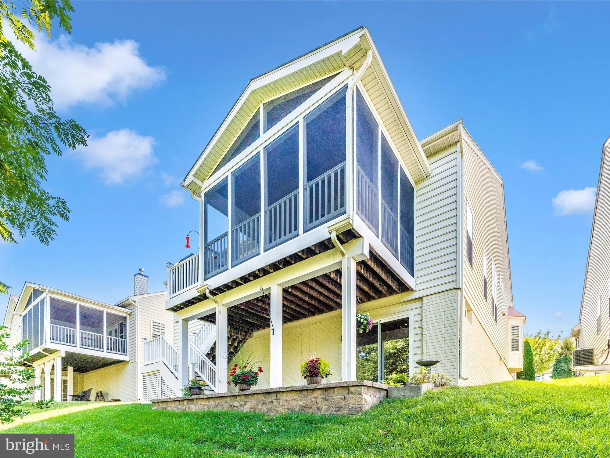 Property Slideshow image 49 of 60 | 5948 jacobean pl, New Market, MD, 21774