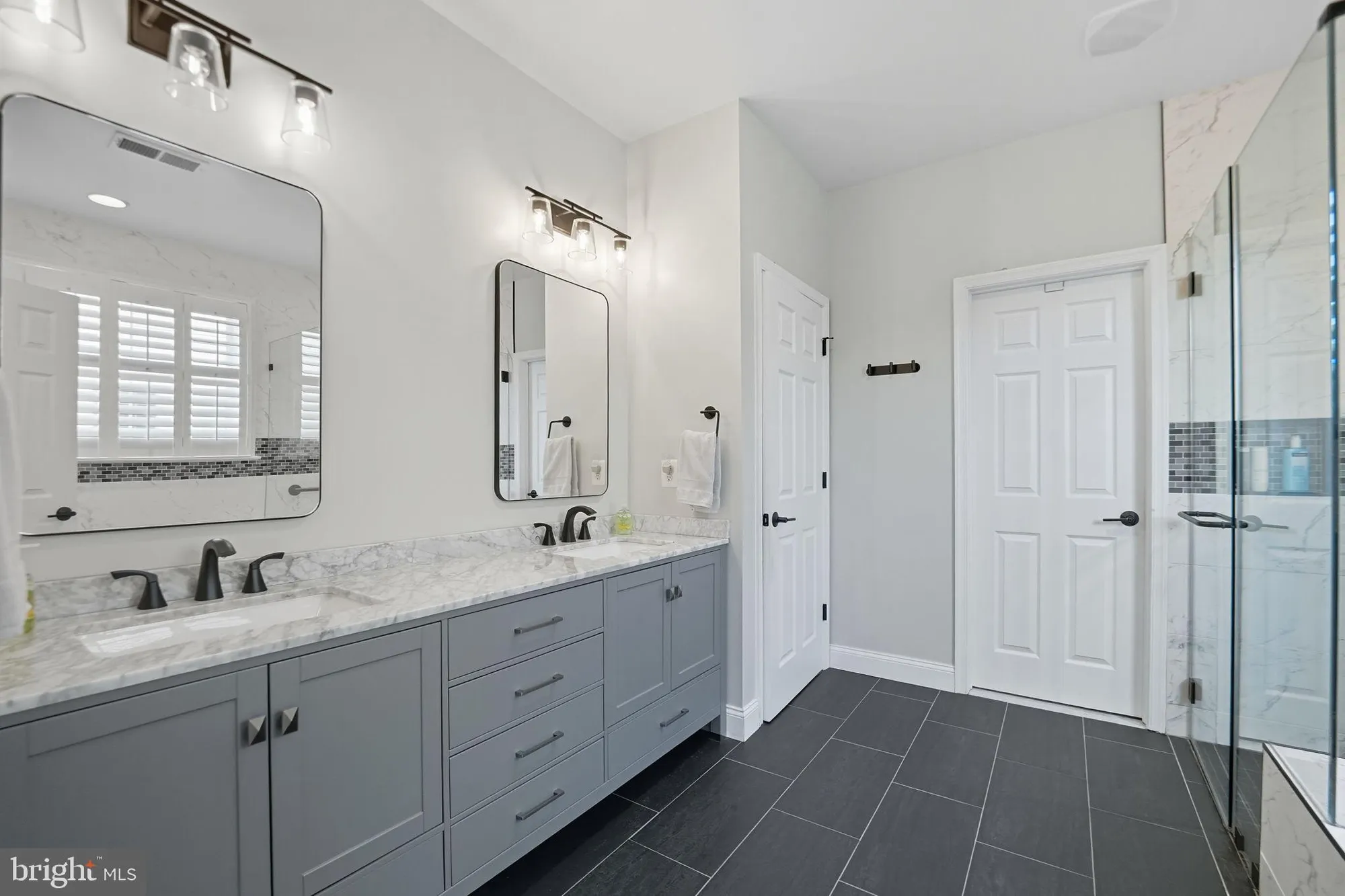 Property Slideshow image 25 of 64 | 6135 ferrier ct, Gainesville, VA, 20155