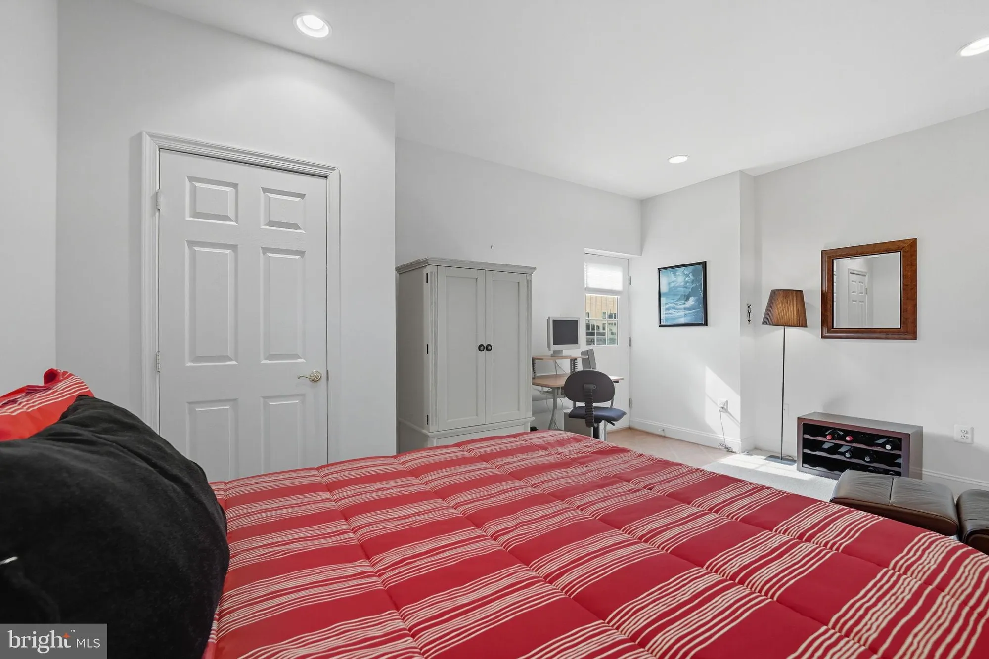 Property Slideshow image 51 of 64 | 6135 ferrier ct, Gainesville, VA, 20155