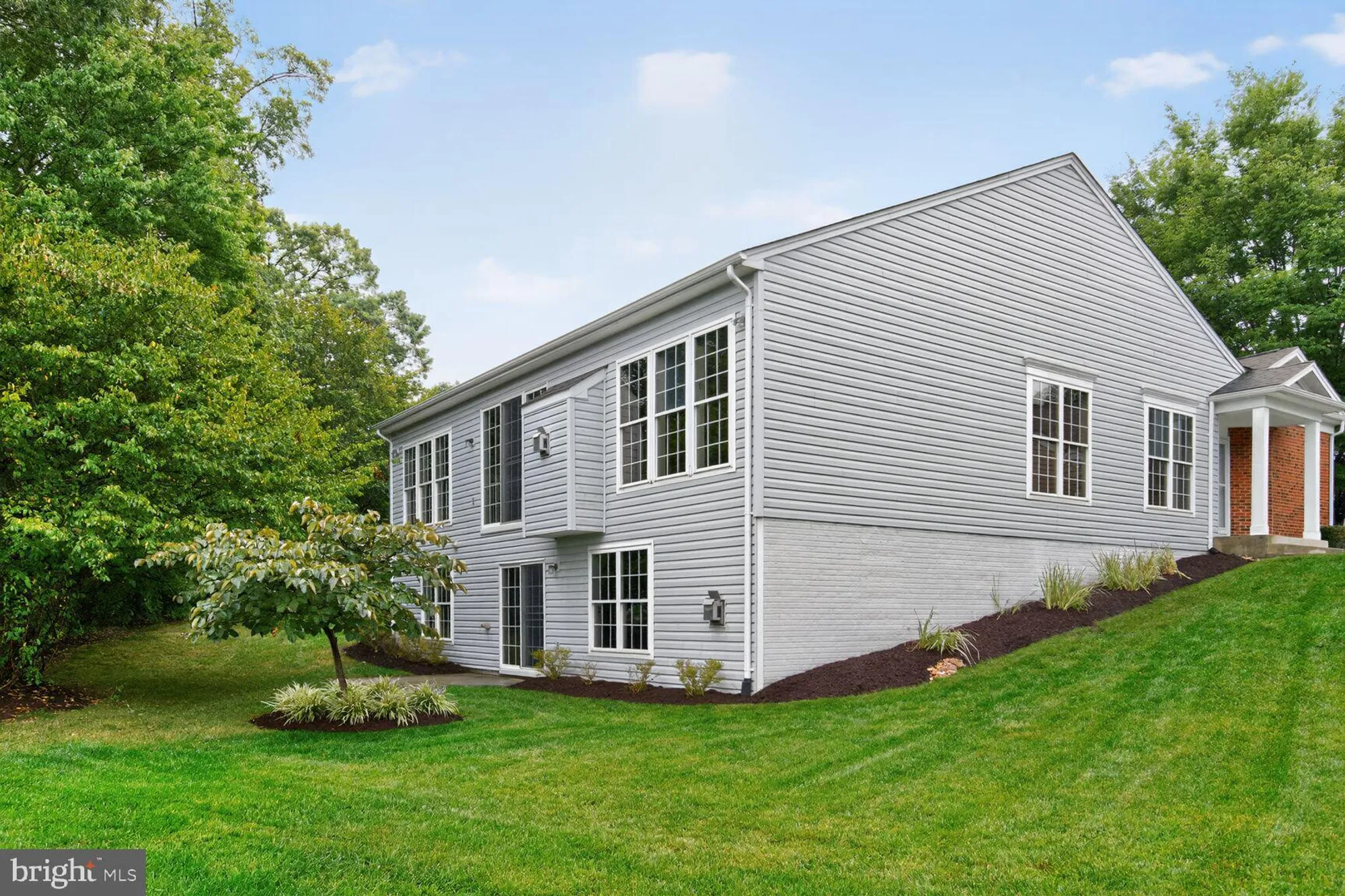 Property Slideshow image 34 of 37 | 1994 penfold ct, Woodbridge, VA, 22192