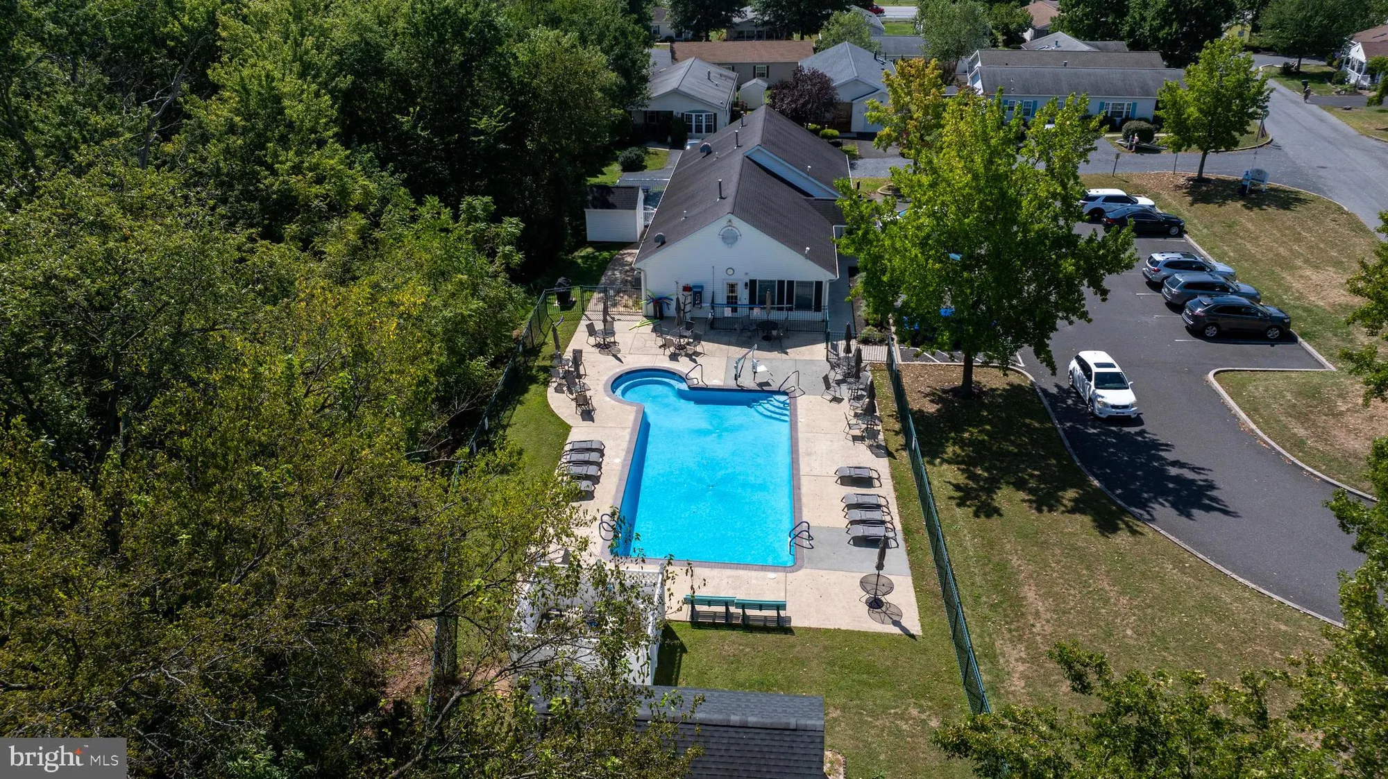 Property Slideshow image 21 of 30 | 609 village way, Royersford, PA, 19468