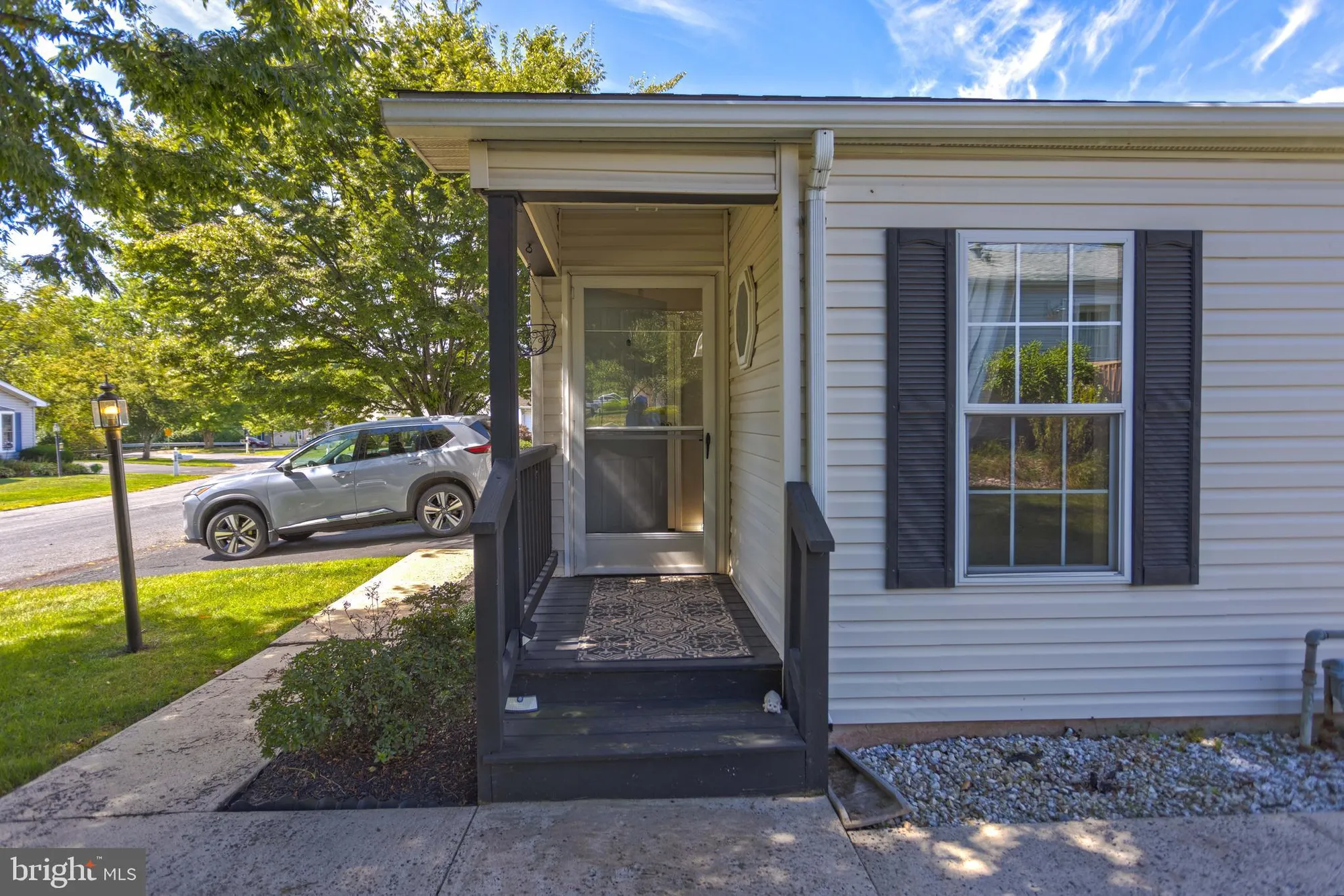 Property Slideshow image 20 of 30 | 609 village way, Royersford, PA, 19468