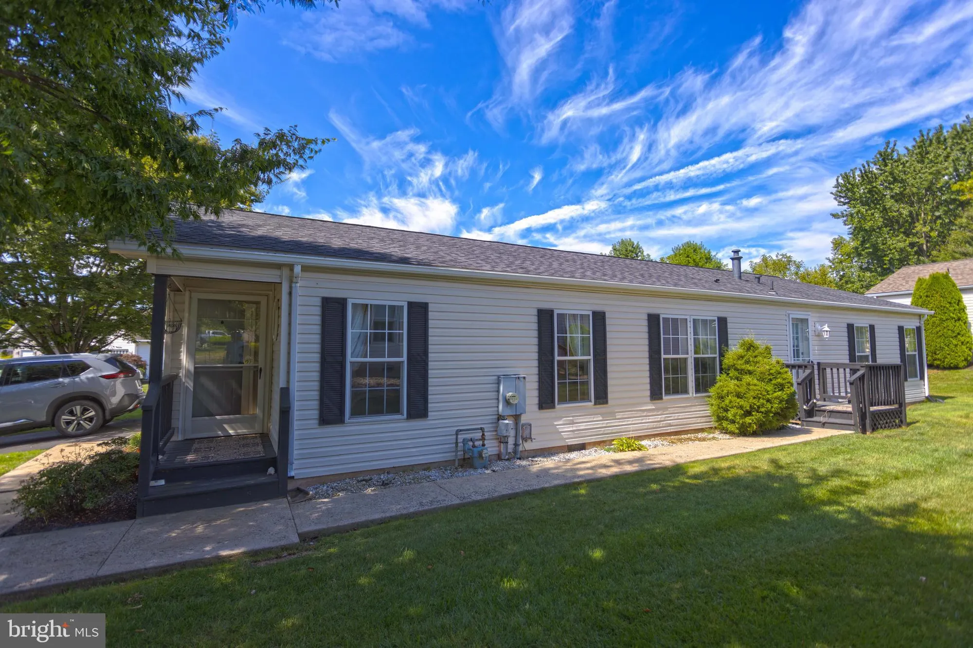 Property Slideshow image 29 of 30 | 609 village way, Royersford, PA, 19468