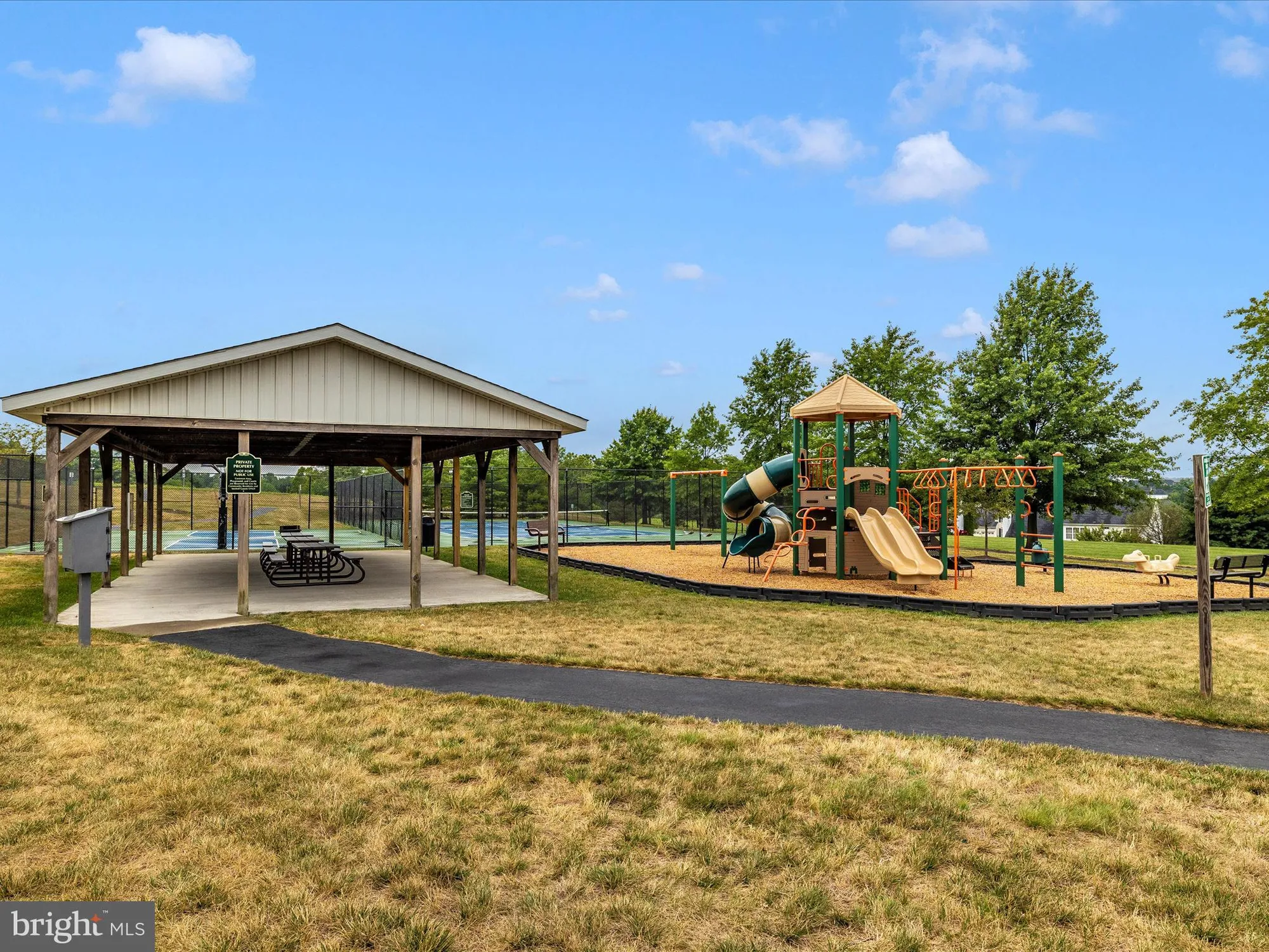 Property Slideshow image 80 of 93 | 5816 drexal ave, New Market, MD, 21774