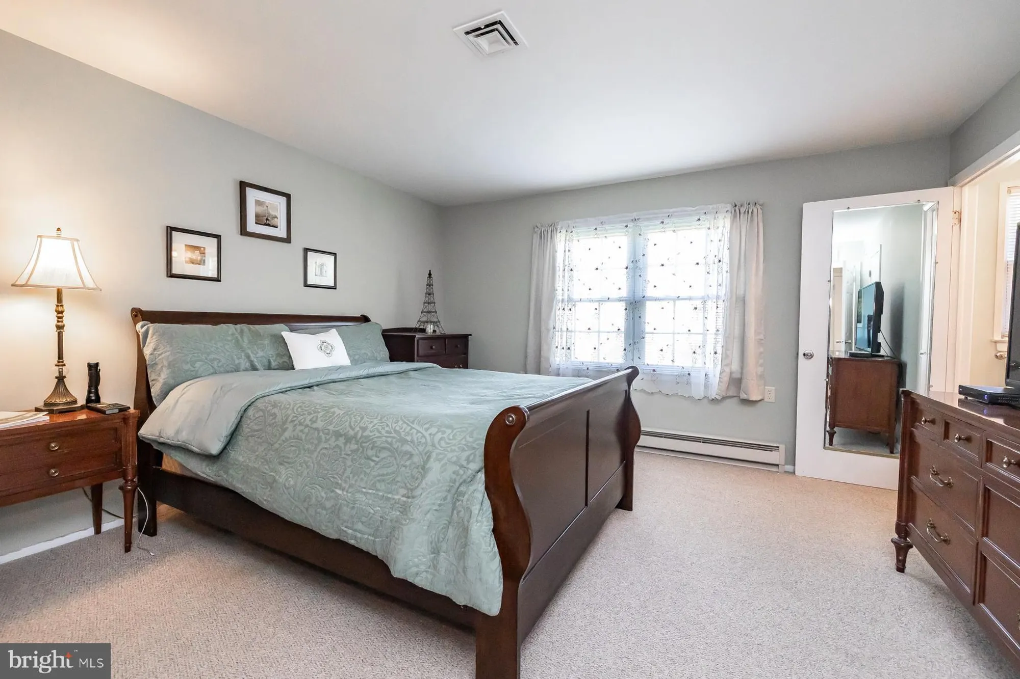 Property Slideshow image 22 of 38 | 4 narberth pl, Southampton, NJ, 08088
