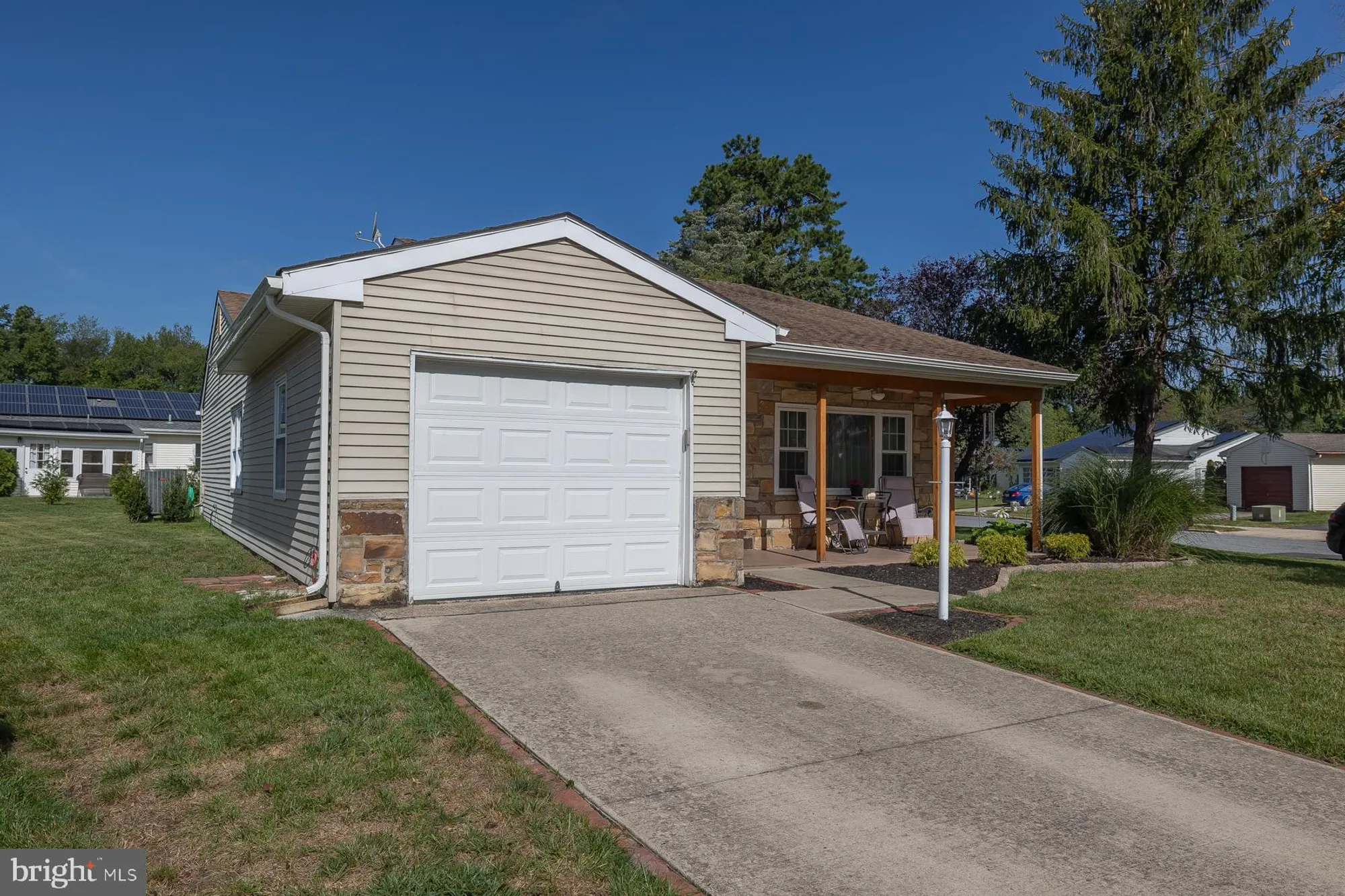 Property Slideshow image 3 of 38 | 4 narberth pl, Southampton, NJ, 08088