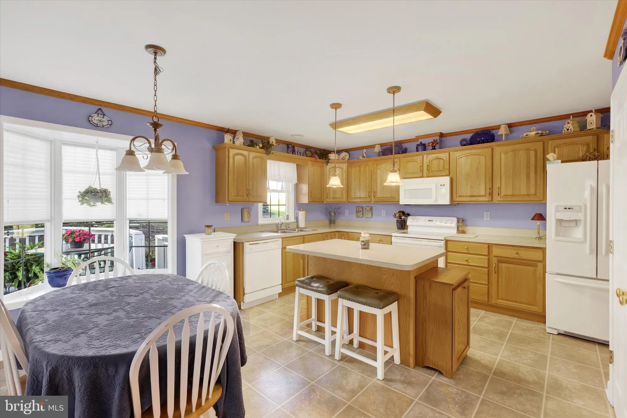 Property Slideshow image 13 of 29 | 5985 greenbriar ter, Fayetteville, PA, 17222