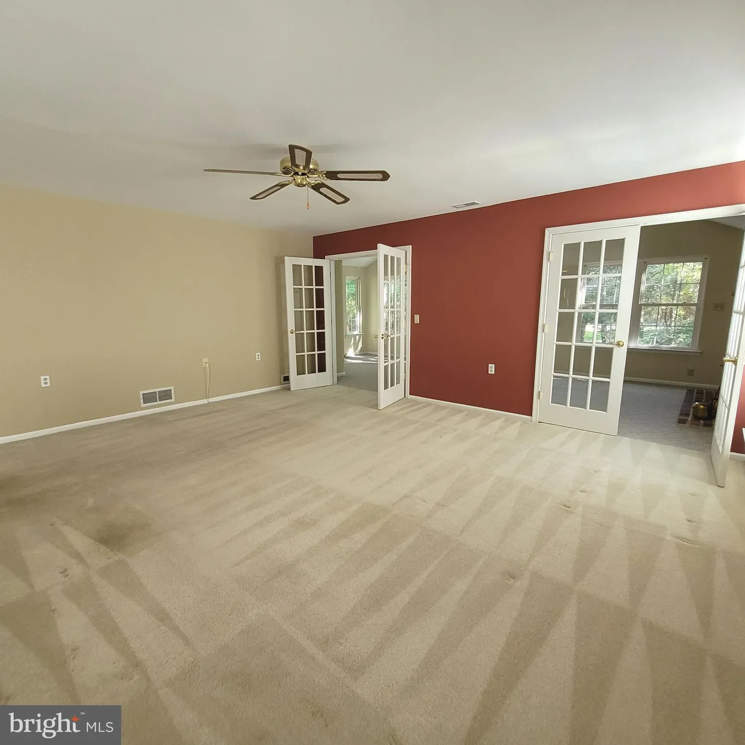 Property Slideshow image 22 of 36 | 875 westminster dr, Southampton, NJ, 08088