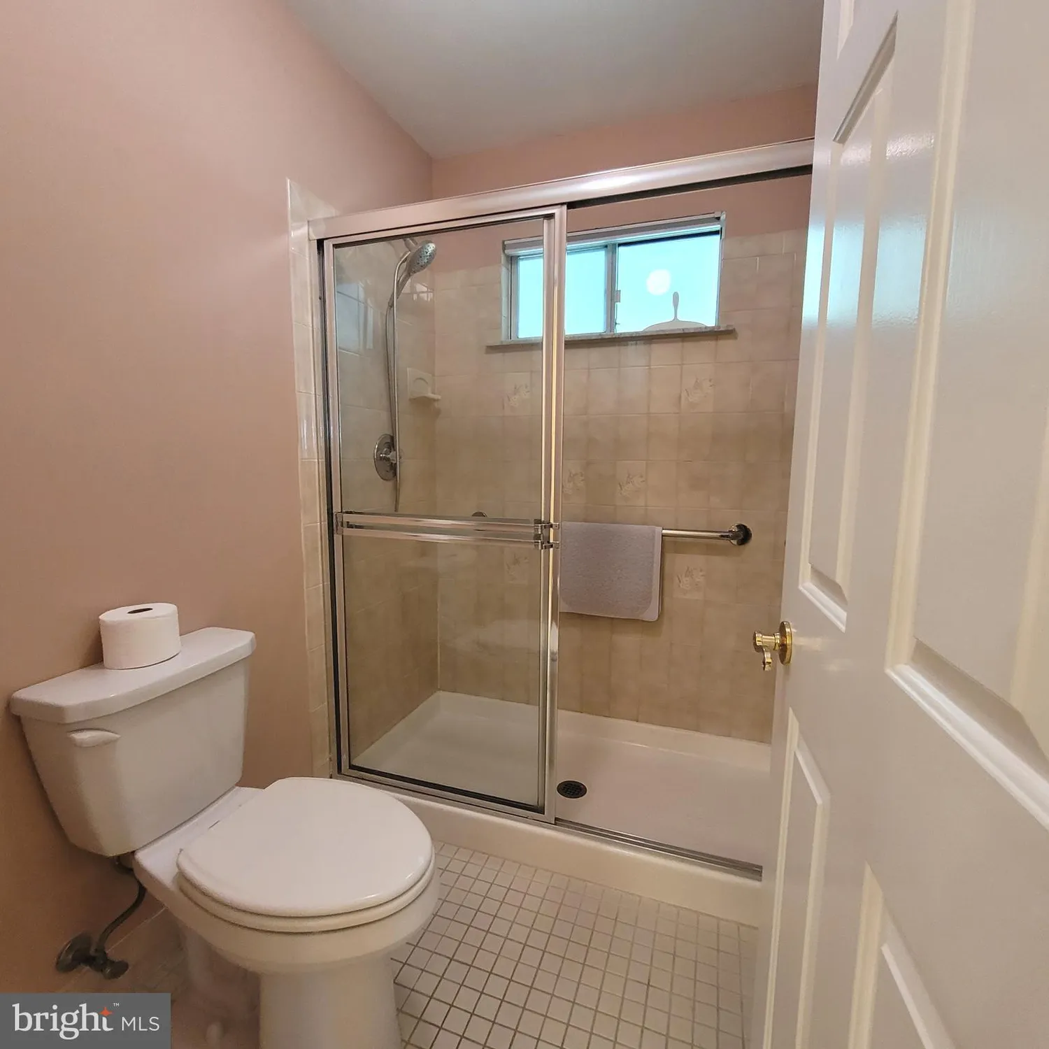 Property Slideshow image 25 of 36 | 875 westminster dr, Southampton, NJ, 08088