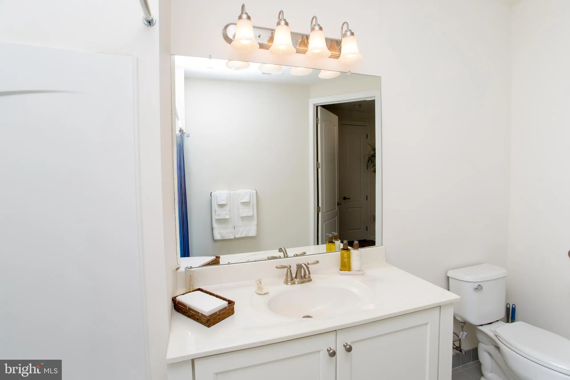Property Slideshow image 44 of 62 | 6101 meridian blvd, Warrington, PA, 18976