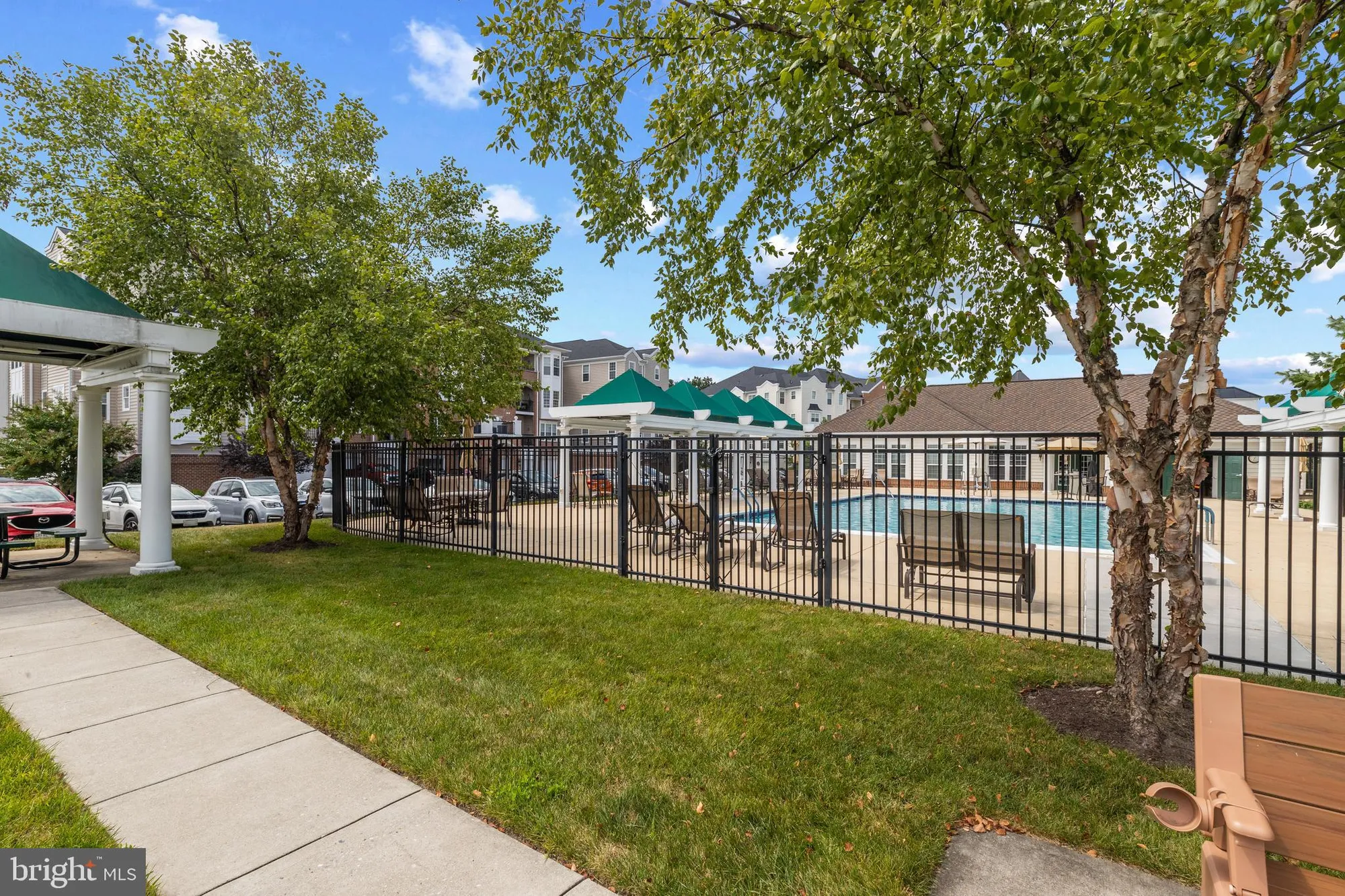 Property Slideshow image 12 of 32 | 6155 shadywood rd 204, Elkridge, MD, 21075