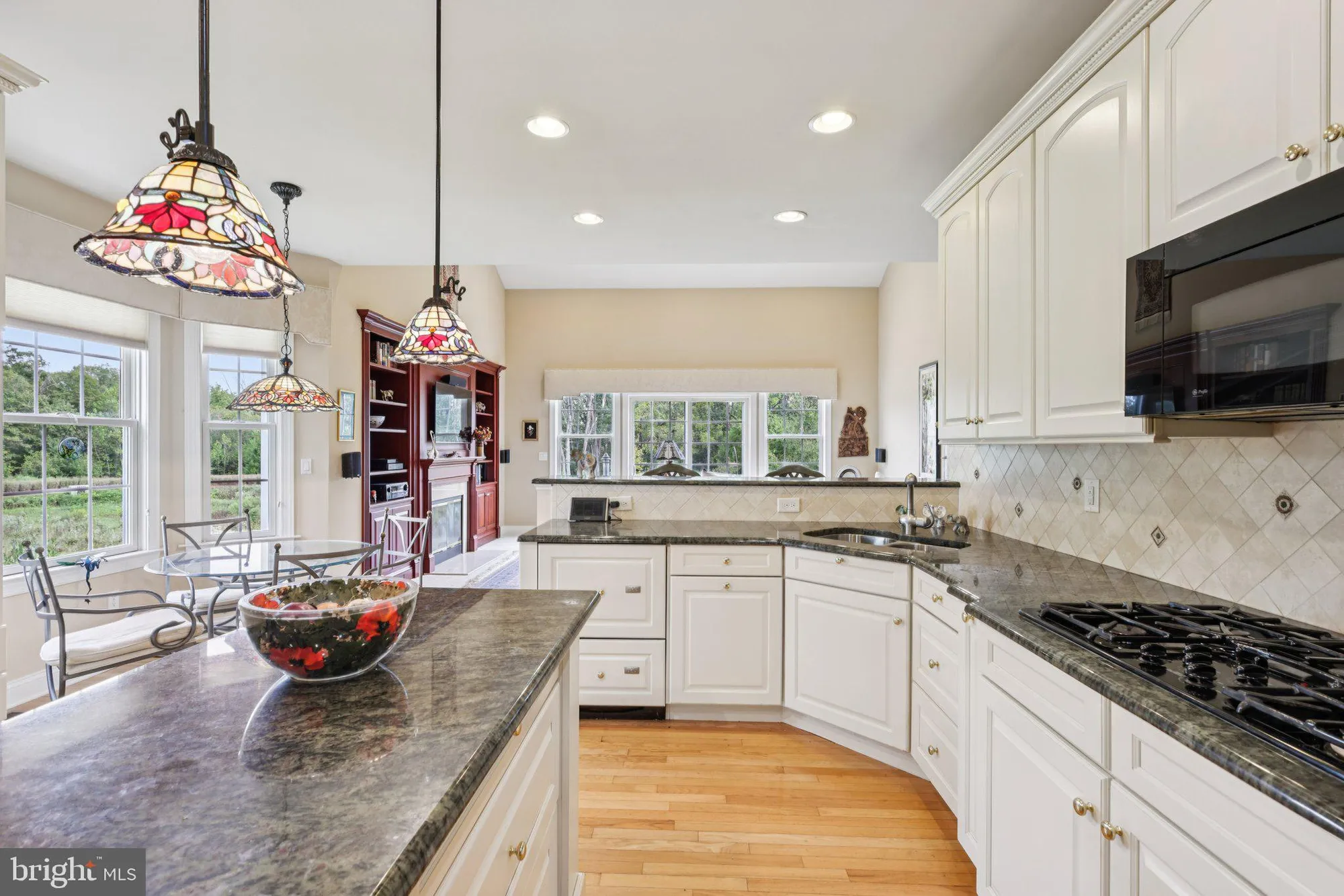 Property Slideshow image 20 of 68 | 28 bedford dr, Skillman, NJ, 08558